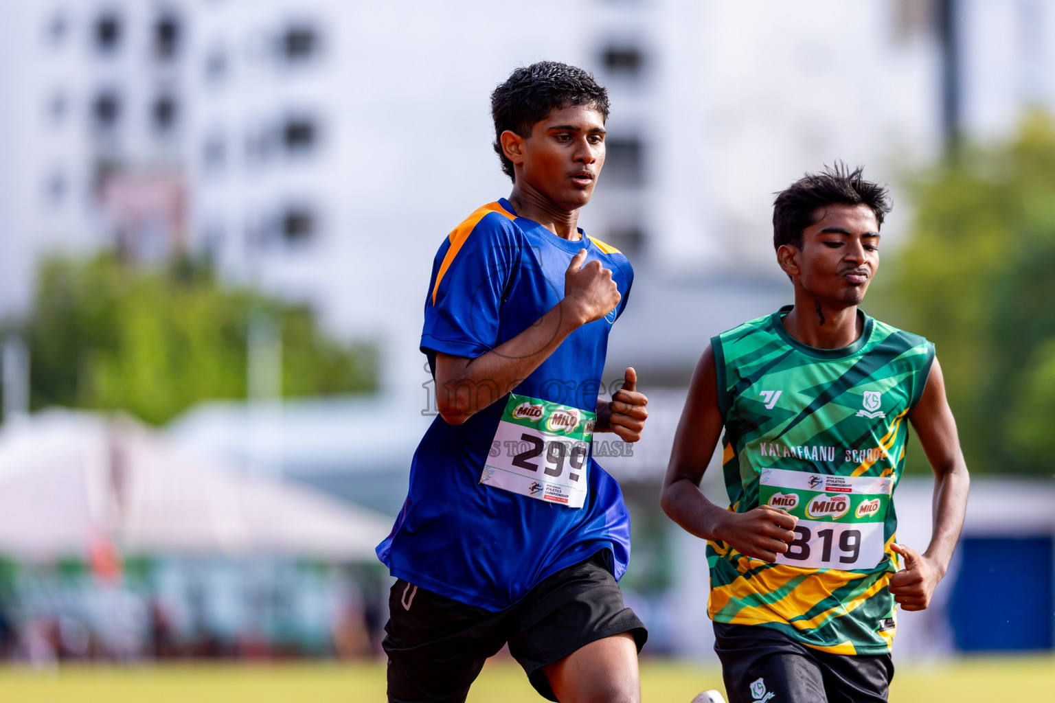 Day 5 of Inter-school Athletics Championship 2025 held in Ekuveni Synthetic Track, Male', Maldives on Saturday, 11th October 2025. Photos by: Nausham Waheed / Images.mv