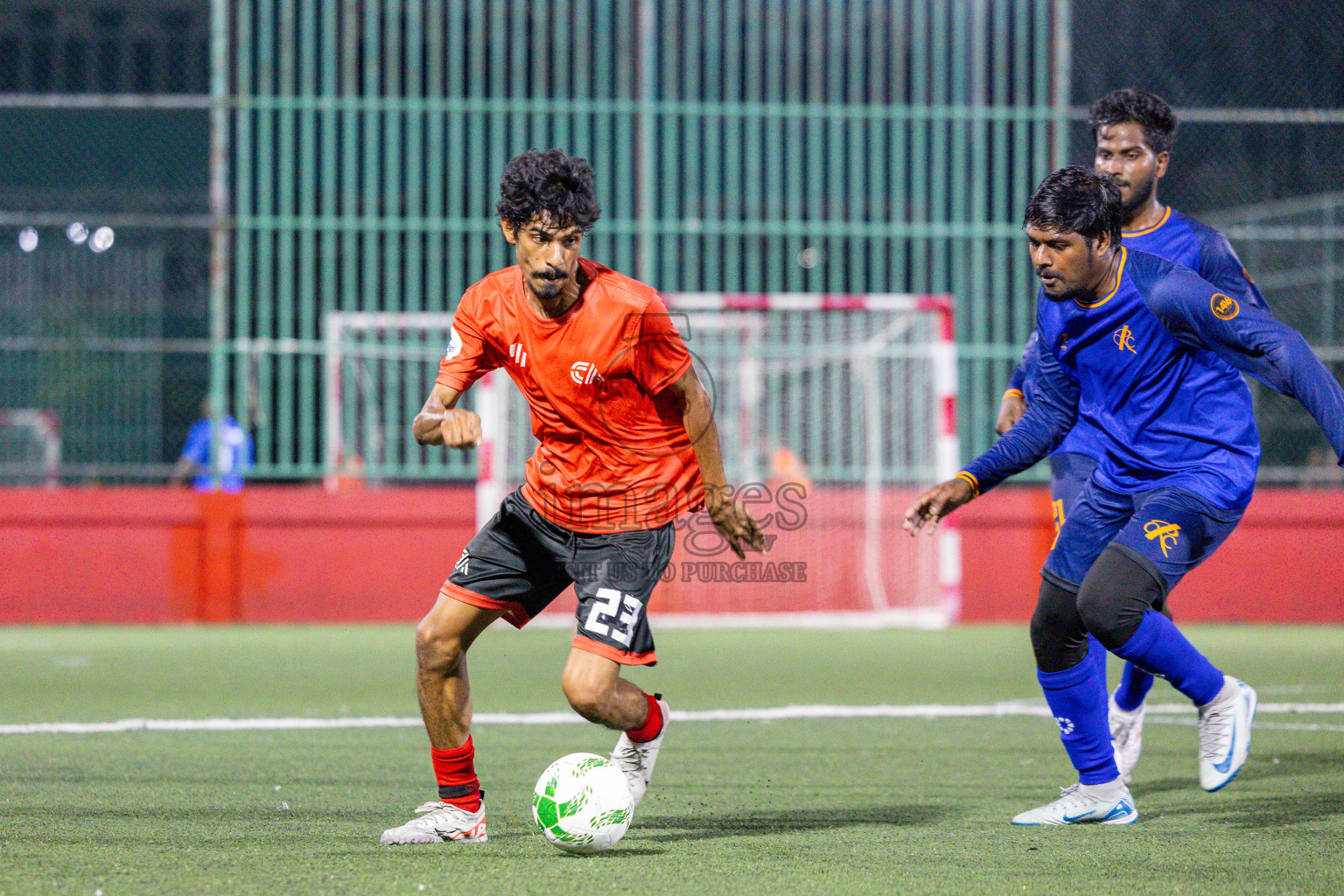 Customs RC vs Club Aasandha in Day 1 of Office League 2025 was held on Wednesday, 16th April 2025 in Hulhumale', Maldives.
Photos: Ismail Thoriq / images.mv