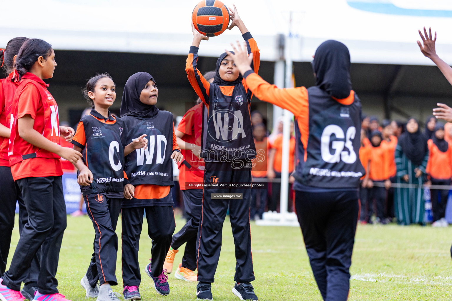 Day 1 of Nestle' Kids Netball Fiesta 2023 held in Henveyru Stadium, Male', Maldives on Thursday, 30th November 2023. Photos by Nausham Waheed / Images.mv