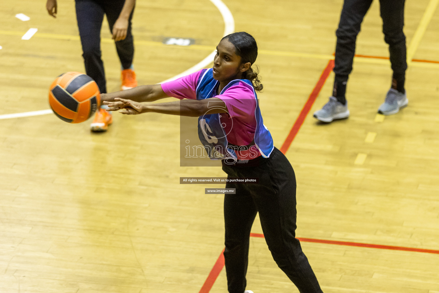 Sports Club Shining Star vs Club Green Streets in the Milo National Netball Tournament 2022 on 17 July 2022, held in Social Center, Male', Maldives. Photographer: Hassan Simah / Images.mv