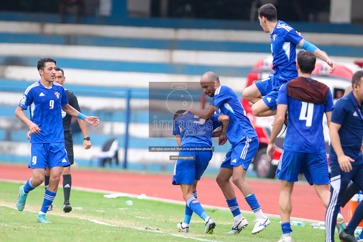 Kuwait vs Bangladesh in the Semi-final of SAFF Championship 2023 held in Sree Kanteerava Stadium, Bengaluru, India, on Saturday, 1st July 2023. Photos: Nausham Waheed, Hassan Simah / images.mv