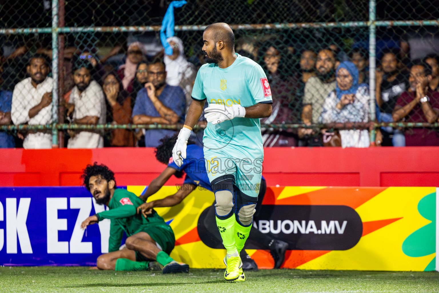 HA Vashafaru vs HDh Naivaadhoo in zone round on Day 31 of Golden Futsal Challenge 2025 was held on Tuesday , 4th February 2025, in Hulhumale', Maldives. Photos: Nausham Waheed / images.mv