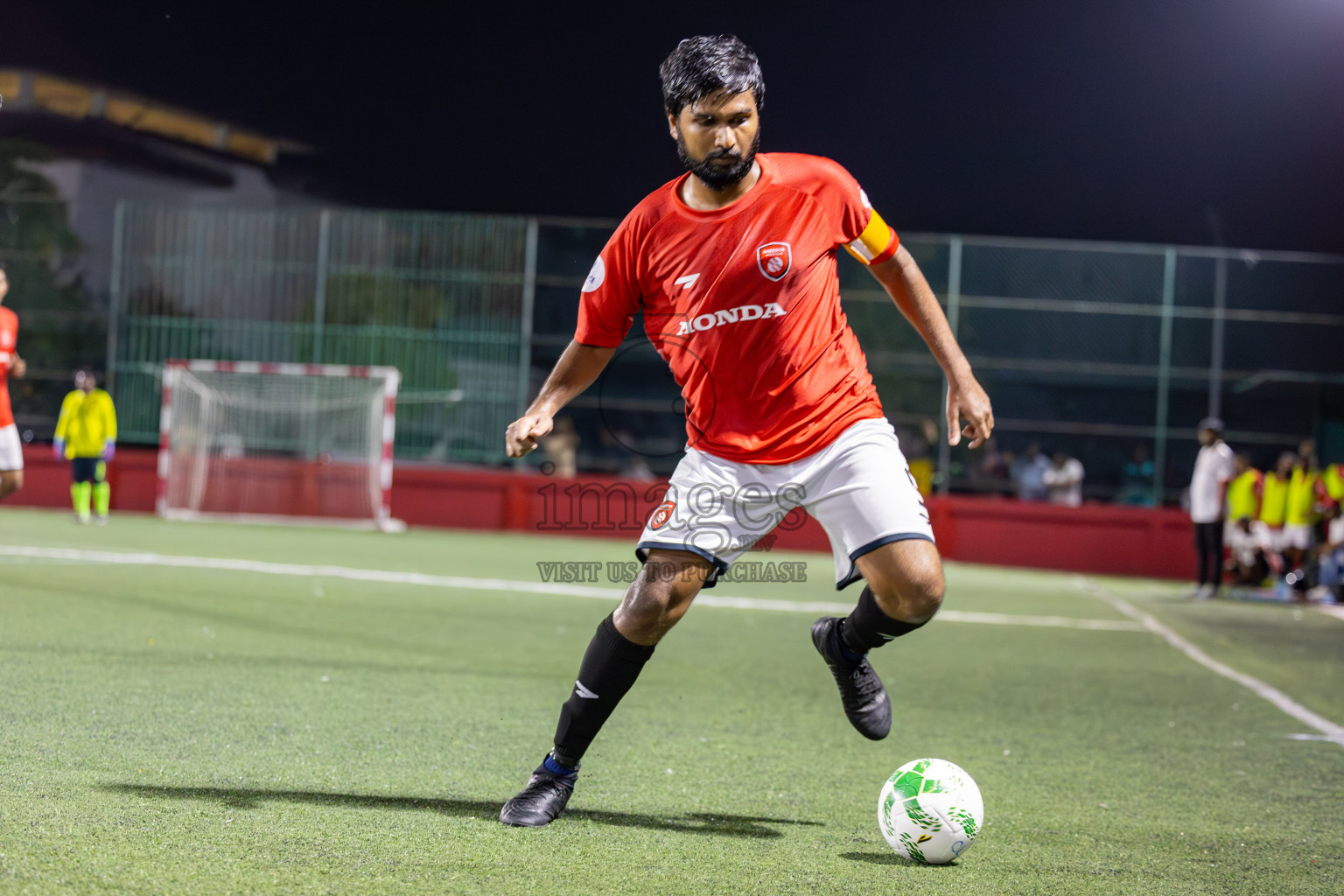 Sheesha vs Roseware in Day 1 of Office League 2025 was held on Wednesday, 16th April 2025 in Hulhumale', Maldives.
Photos: Ismail Thoriq / images.mv