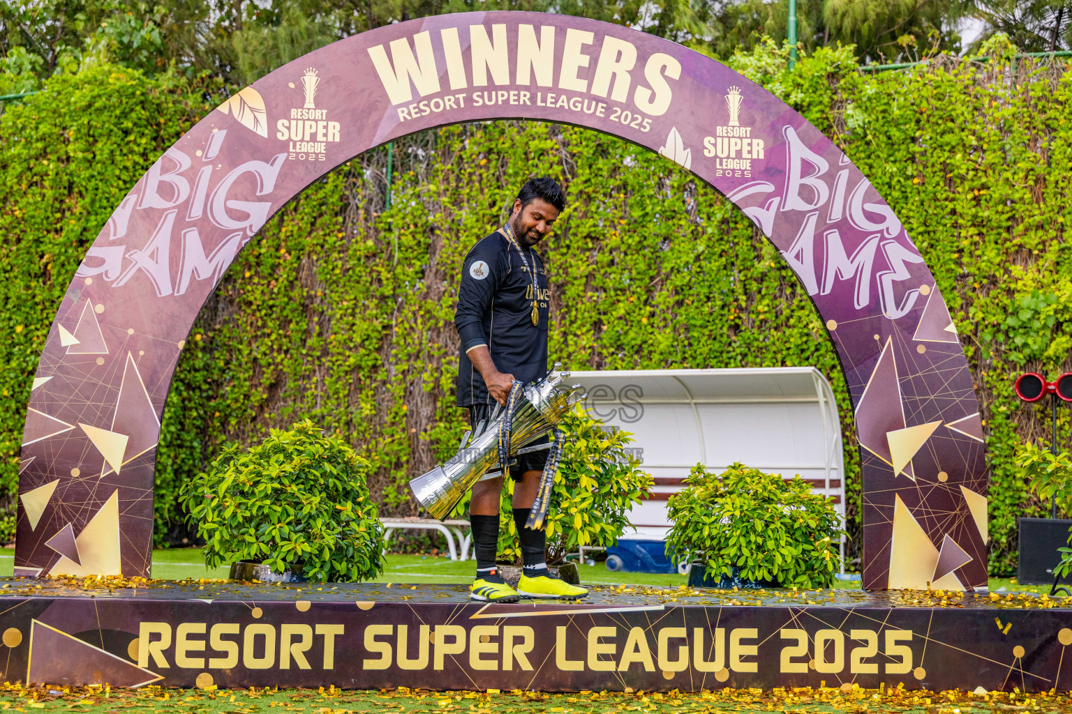 Conrad Maldives vs Joali Maldives in the Final of Resort Super League 2025 was held on Wednesday, 5th November 2025 in Jumeirah Olhaheli Island Maldives, Photos: Areef Adam / images.mv