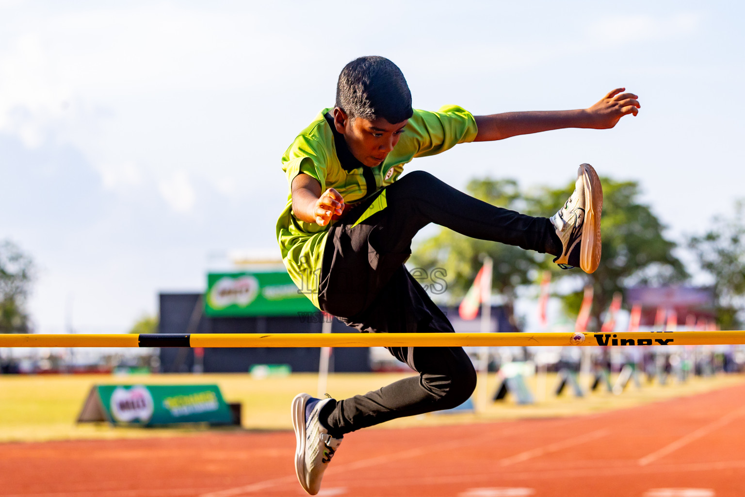 Day 3 of Inter-school Athletics Championship 2025 held in Ekuveni Synthetic Track, Male', Maldives on Wednesday, 08th October 2025. Photos by: Nausham Waheed / Images.mv