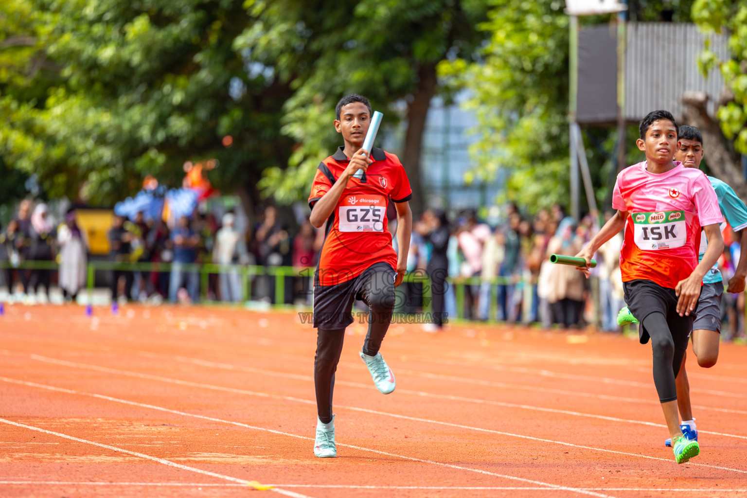Day 6 of Inter-school Athletics Championship 2025 held in Ekuveni Synthetic Track, Male', Maldives on Sunday, 12th October 2025. Photos by: Ismail Thoriq / Images.mv