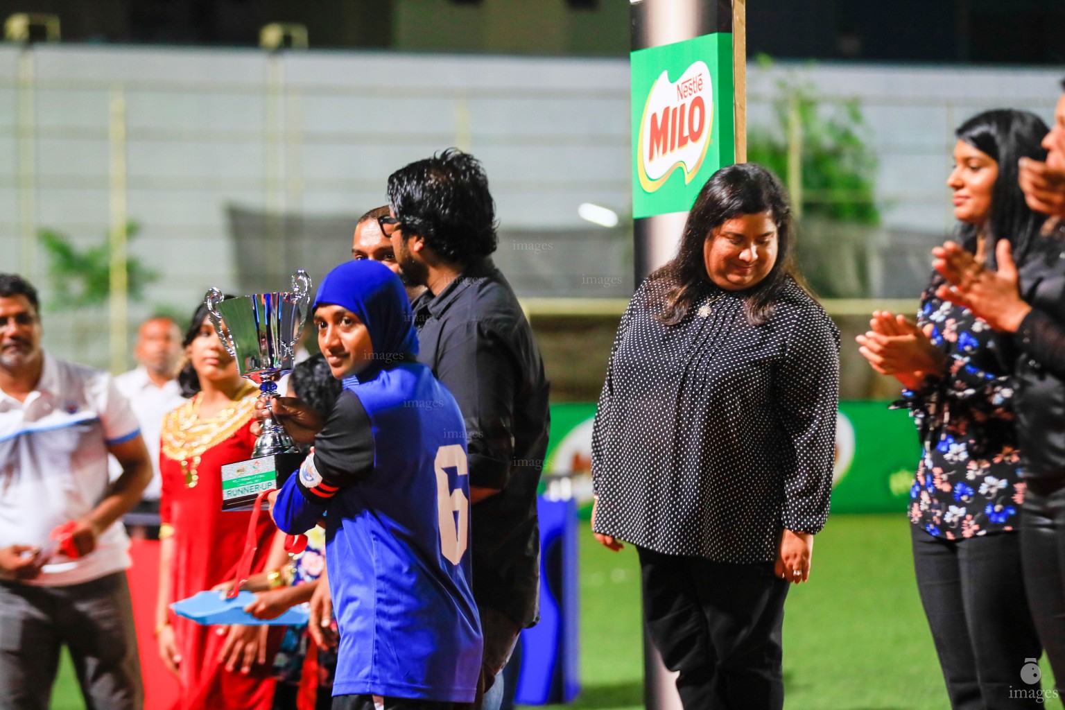 MNDF & MPL in the finals of Milo Women's Futsal Challenge in Male', Maldives, Thursday, July 20, 2017. (Images.mv Photo/ Hussain Sinan). 