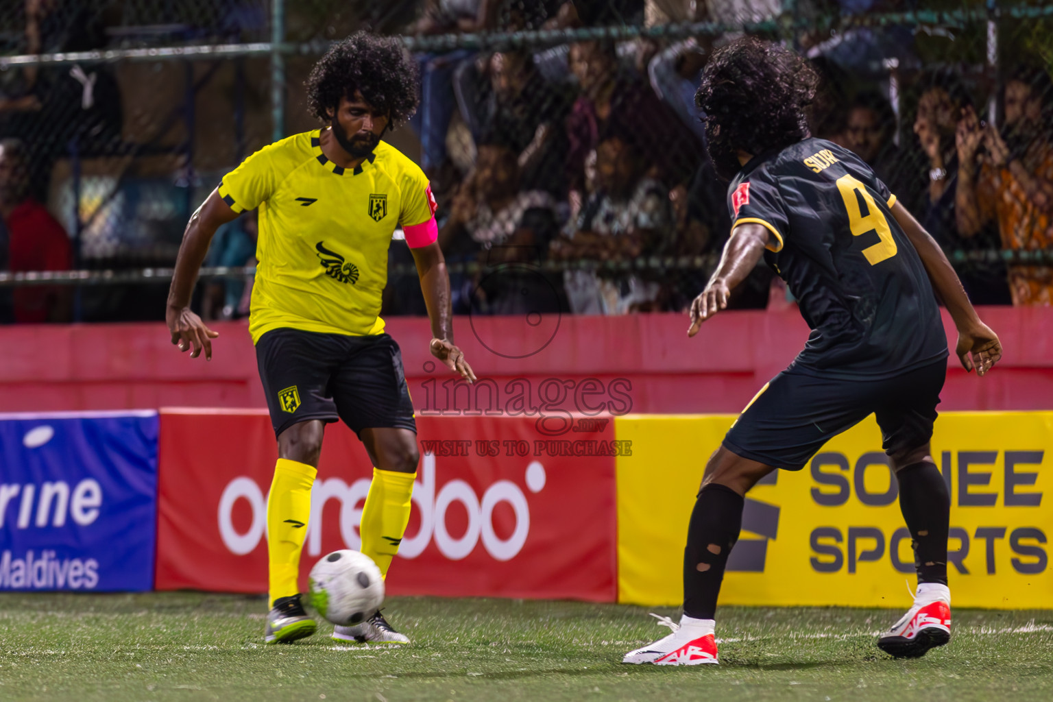 Lh Naifaru vs Lh Olhuvelifushi in Day 21 of Golden Futsal Challenge 2024 was held on Sunday , 4th February 2024 in Hulhumale', Maldives
Photos: Ismail Thoriq / images.mv