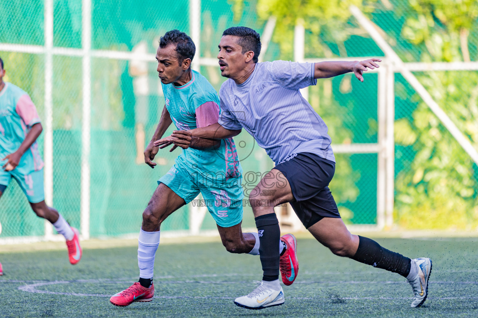 Resort League 2025 Raa Zone - Day 1
Joali vs Kothaifaru in Resort League 2025 (Raa Zone) was held on Friday, 15th august 2025 in JOALI Maldives Resort, Raa Atoll, Maldives. Photos: Areef Adam / images.mv