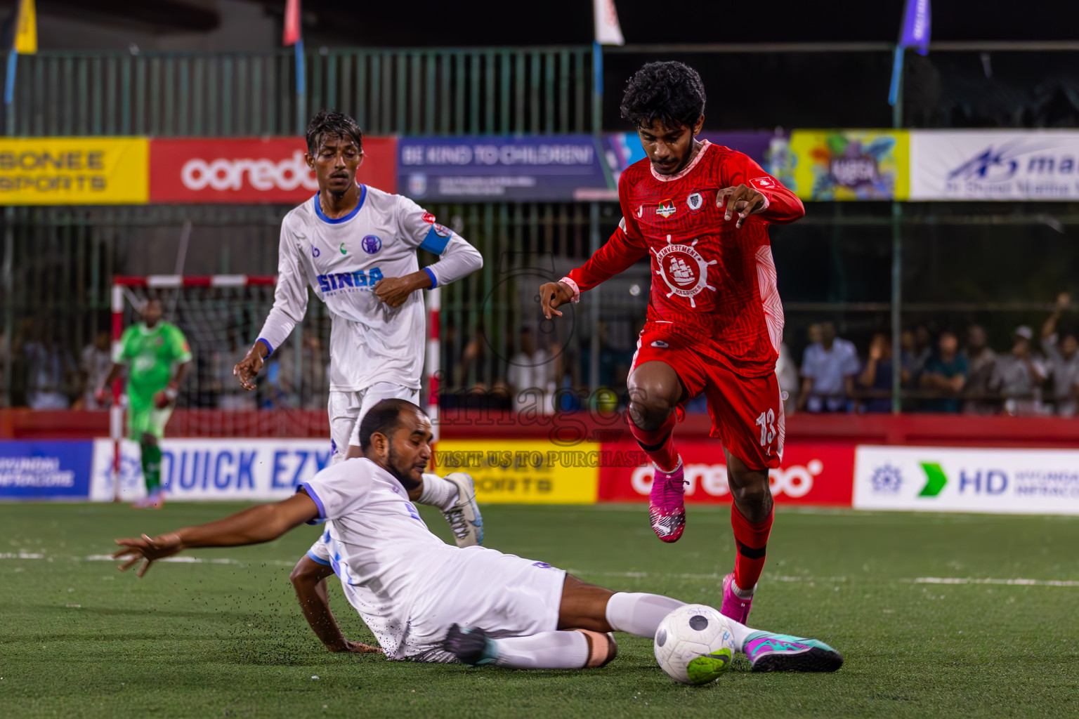 HA Ihavandhoo vs HA Maarandhoo in Day 9 of Golden Futsal Challenge 2024 was held on Tuesday, 23rd January 2024, in Hulhumale', Maldives
Photos: Ismail Thoriq / images.mv