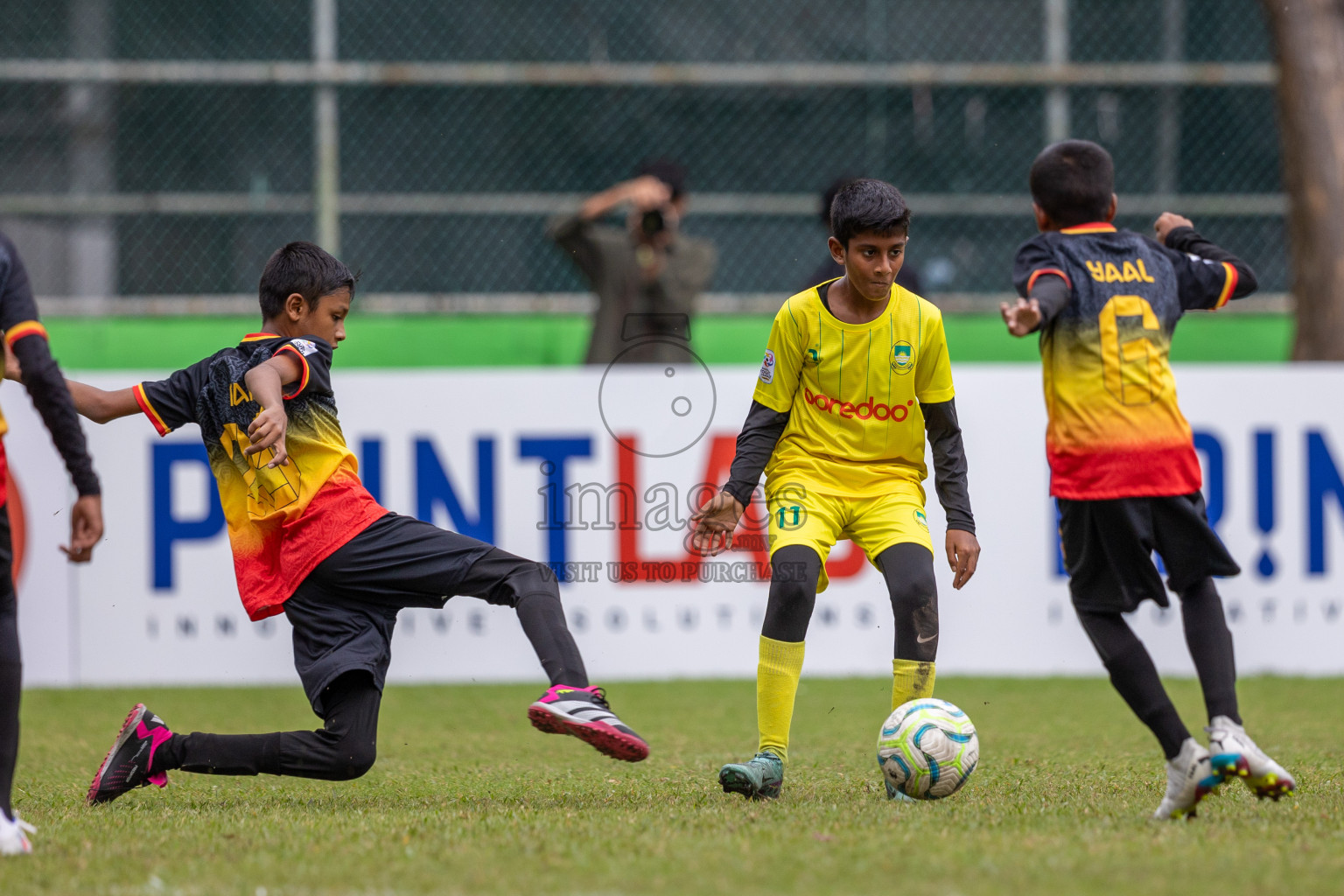 Eagles vs Maziya (U12) in Dhivehi Youth League 2024 - Day 2. Matches held at Henveiru Stadium on 22nd November 2024 , Friday. Photos: Shuu Abdul Sattar/ Images.mv