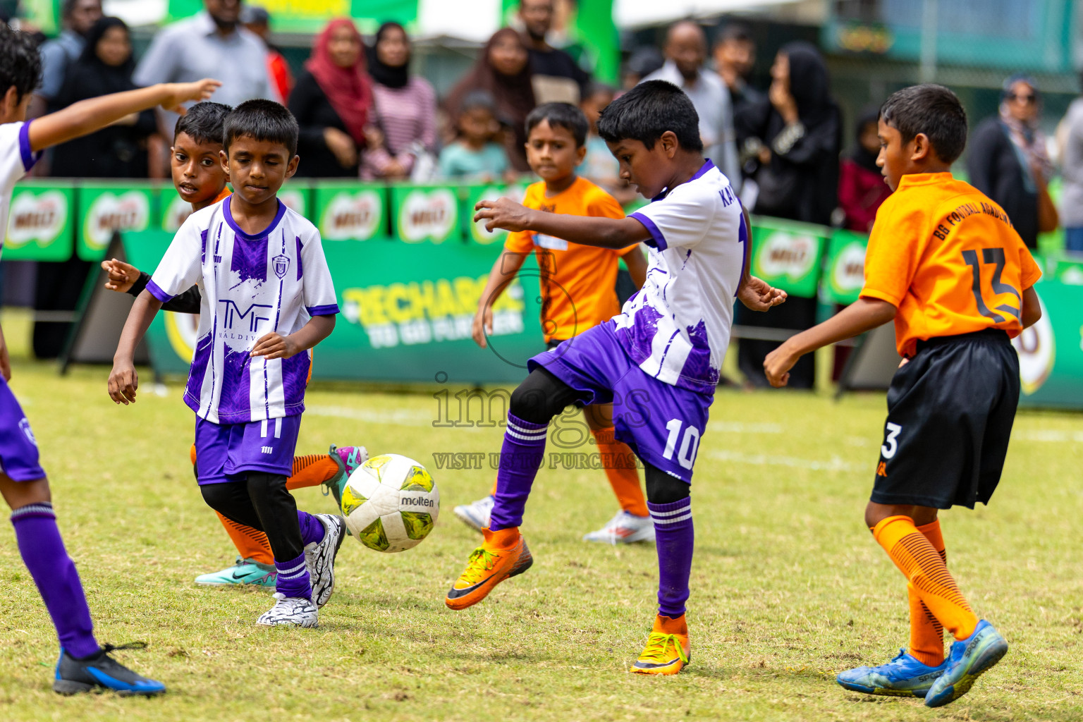 Day 1 of MILO SVAM Juniors 2025 (U-8) was held at Henveiru Stadium in Male', Maldives on Thursday, 26th June 2025. Photos: Mohamed Mahfooz Moosa / images.mv