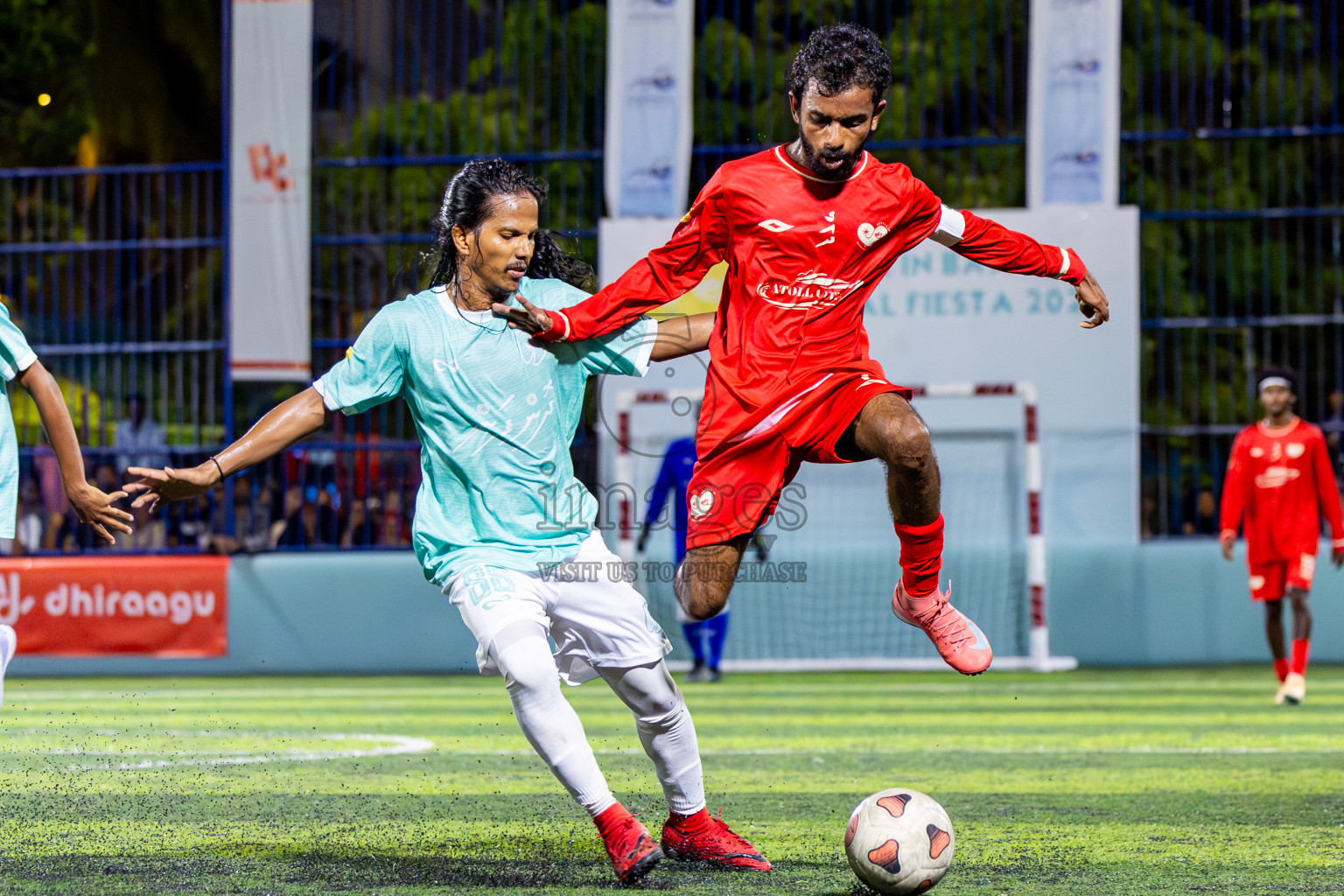 Goidhoo vs Dhonfan in Quater Finals of Better in Baa Futsal Fiesta 2025 Men's division held in B. Eydhafushi, Maldives on Thursday, 13th November 2025. Photos: Nausham Waheed / images.mv