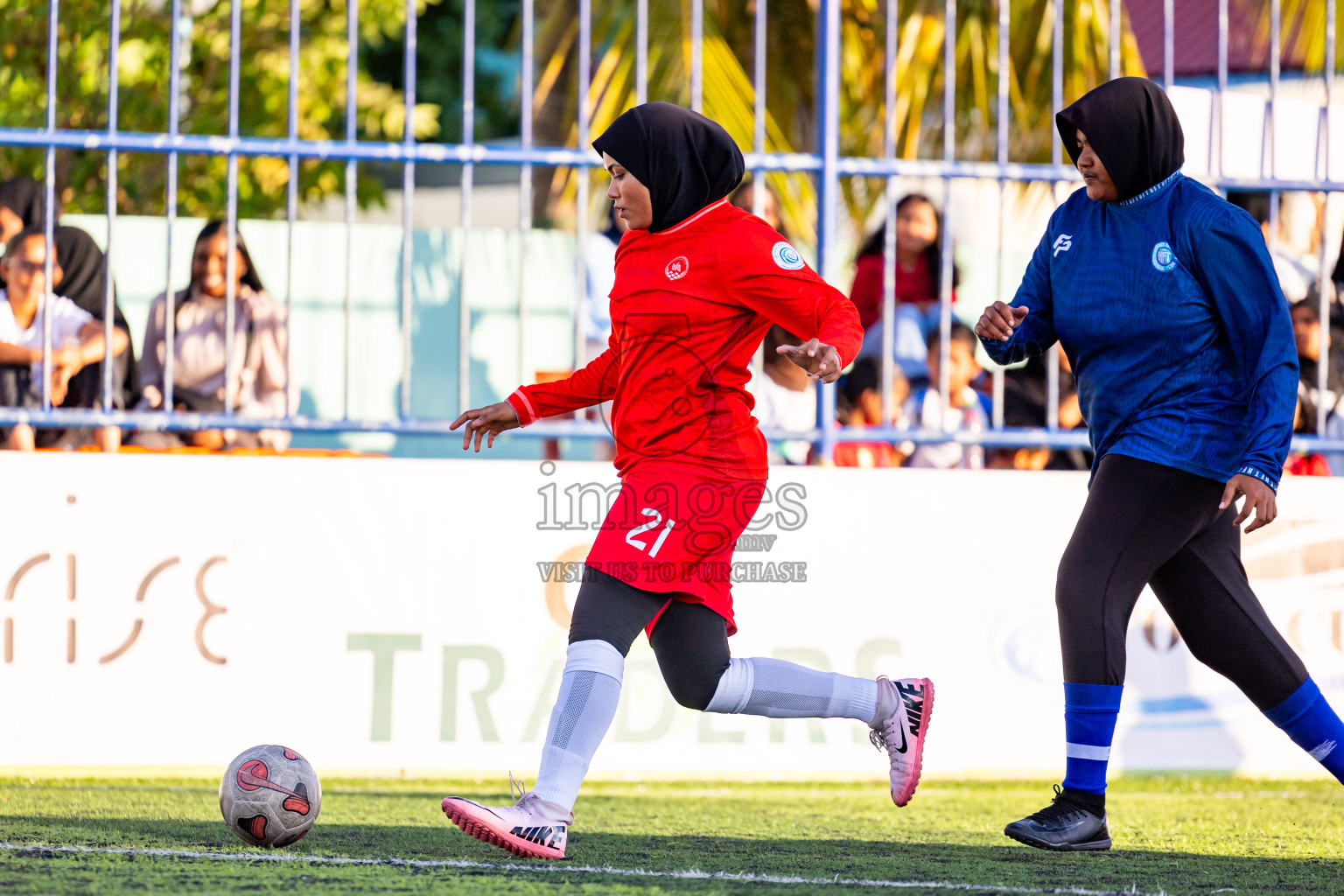 Eydhafushi vs Hithaadhoo in Day 5 of Better in Baa Futsal Fiesta 2025 Woman's division held in B. Eydhafushi, Maldives on Sunday, 9th November 2025. Photos: Nausham Waheed / images.mv