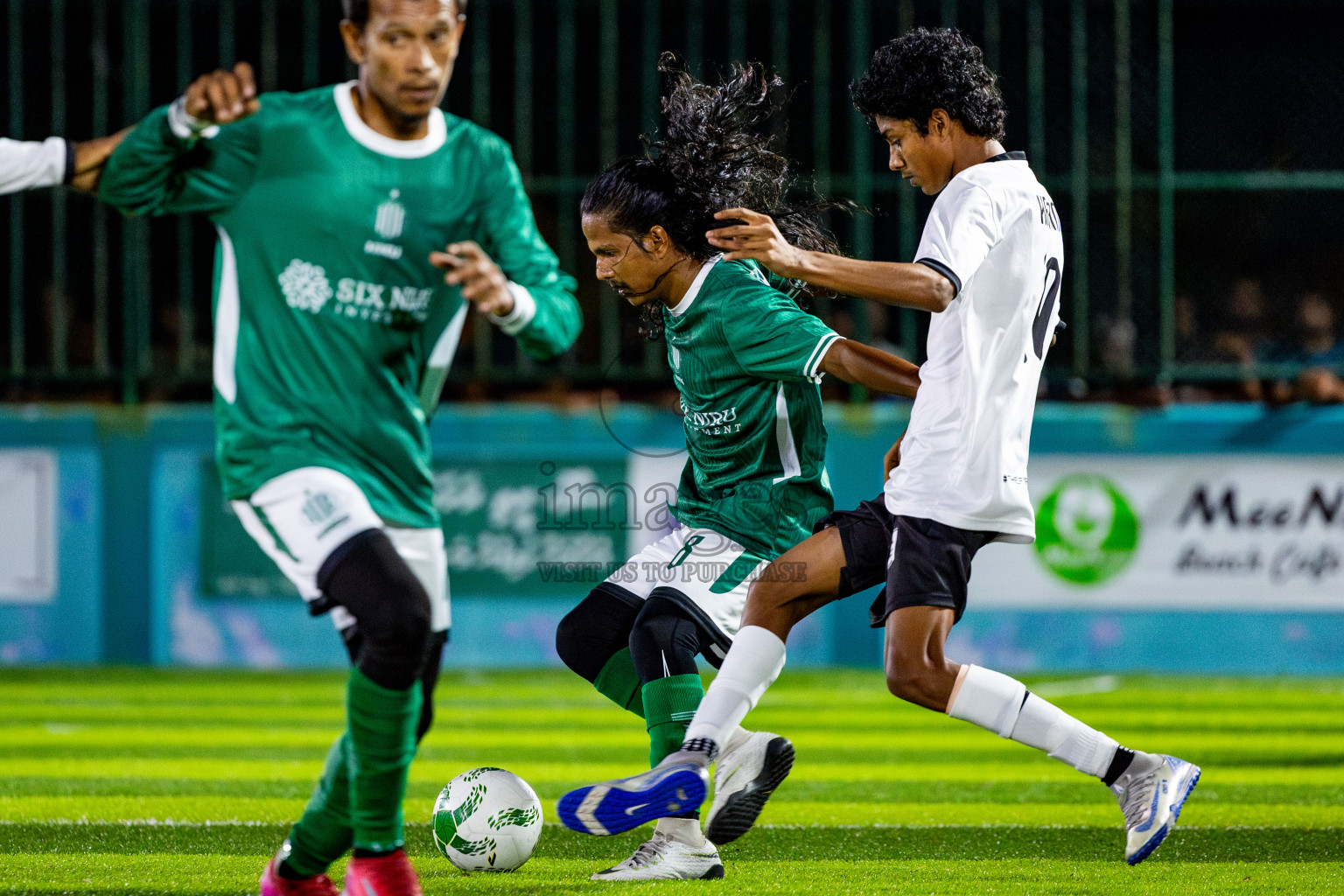 Dee Cee Jay SC vs Comienzo FC in Day 2 of Laamehi Dhiggaru Ekuveri Futsal Challenge 2025 was held on Friday, 25th July 2025, at Dhiggaru Futsal Ground, Dhiggaru, Maldives Photos: Nausham Waheed  / images.mv