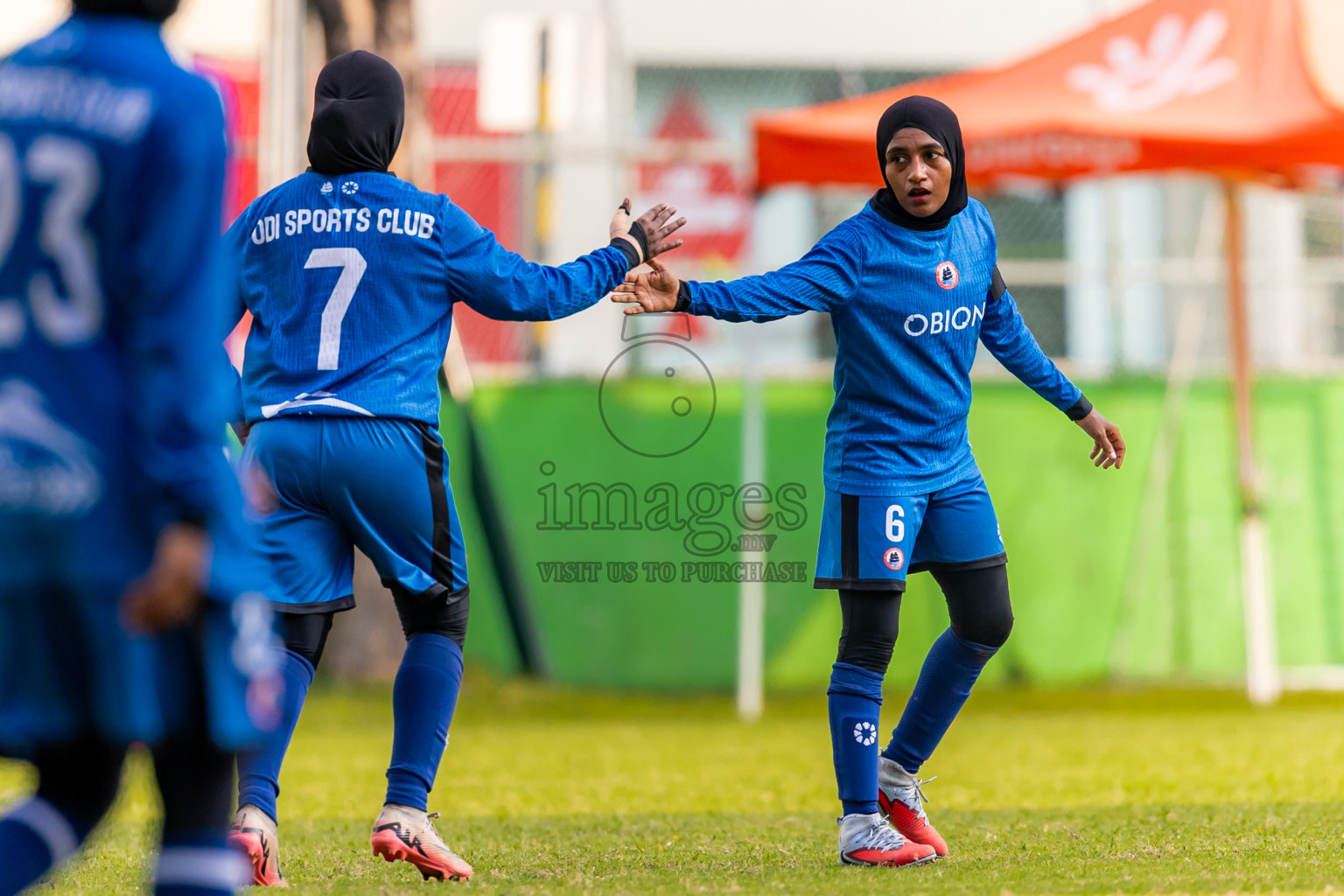Biss Buru Sports Club vs Odi Sports Club in FAM Women’s League 2025 held in Henveiru Football ground, Male', Maldives on Wednesday, 10th December 2025. Photos: Nausham Waheed / Images.mv