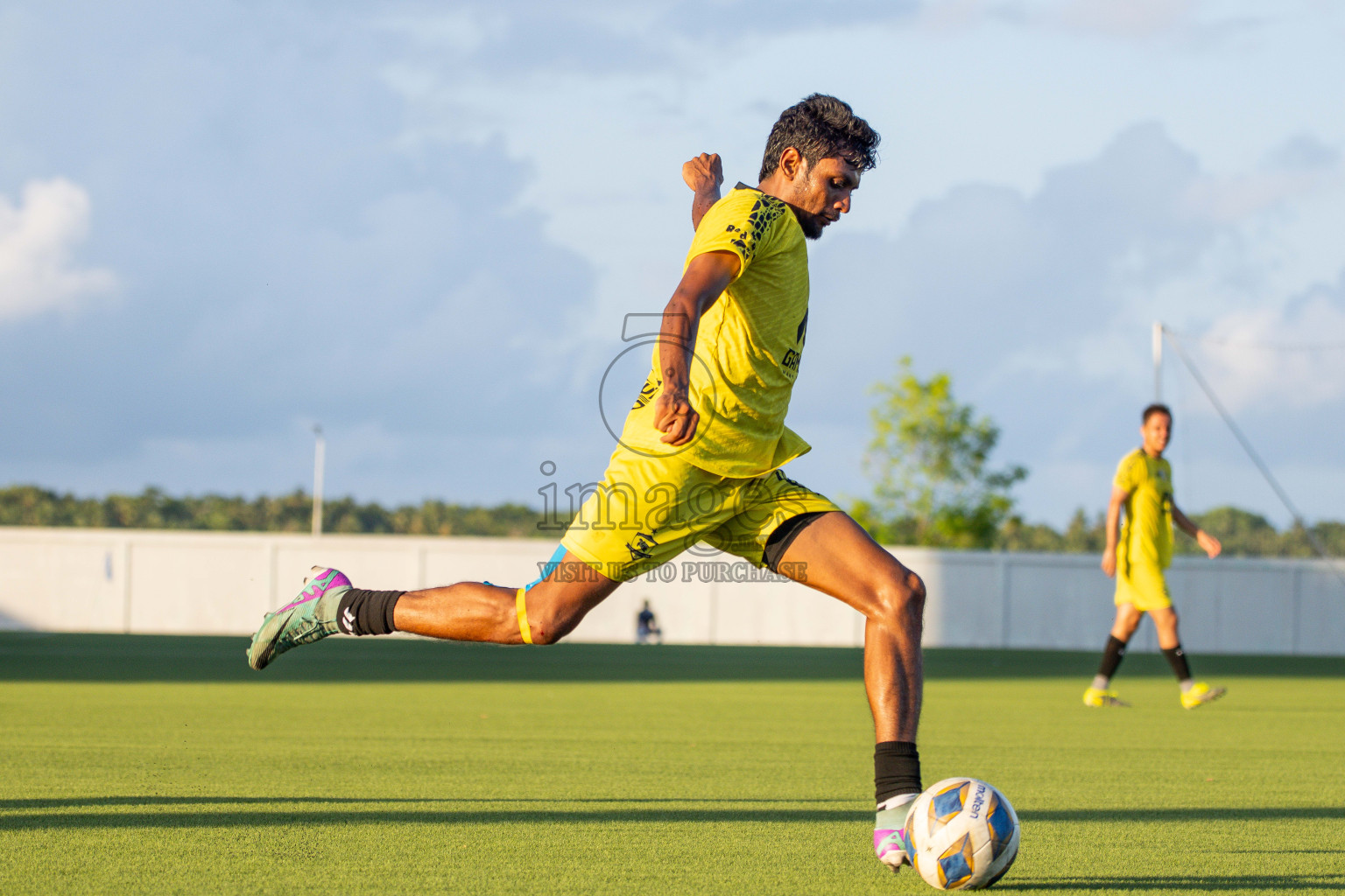 Final Match Irumathi Sports VS Velaa Sports Club in Day 9 of Eydhafushi Cup 2025 held in Eydhafushi Football Stadium at B. Eydhafushi, Maldives on Monday, 15th September 2025. Photos: Arif Rasheed / images.mv