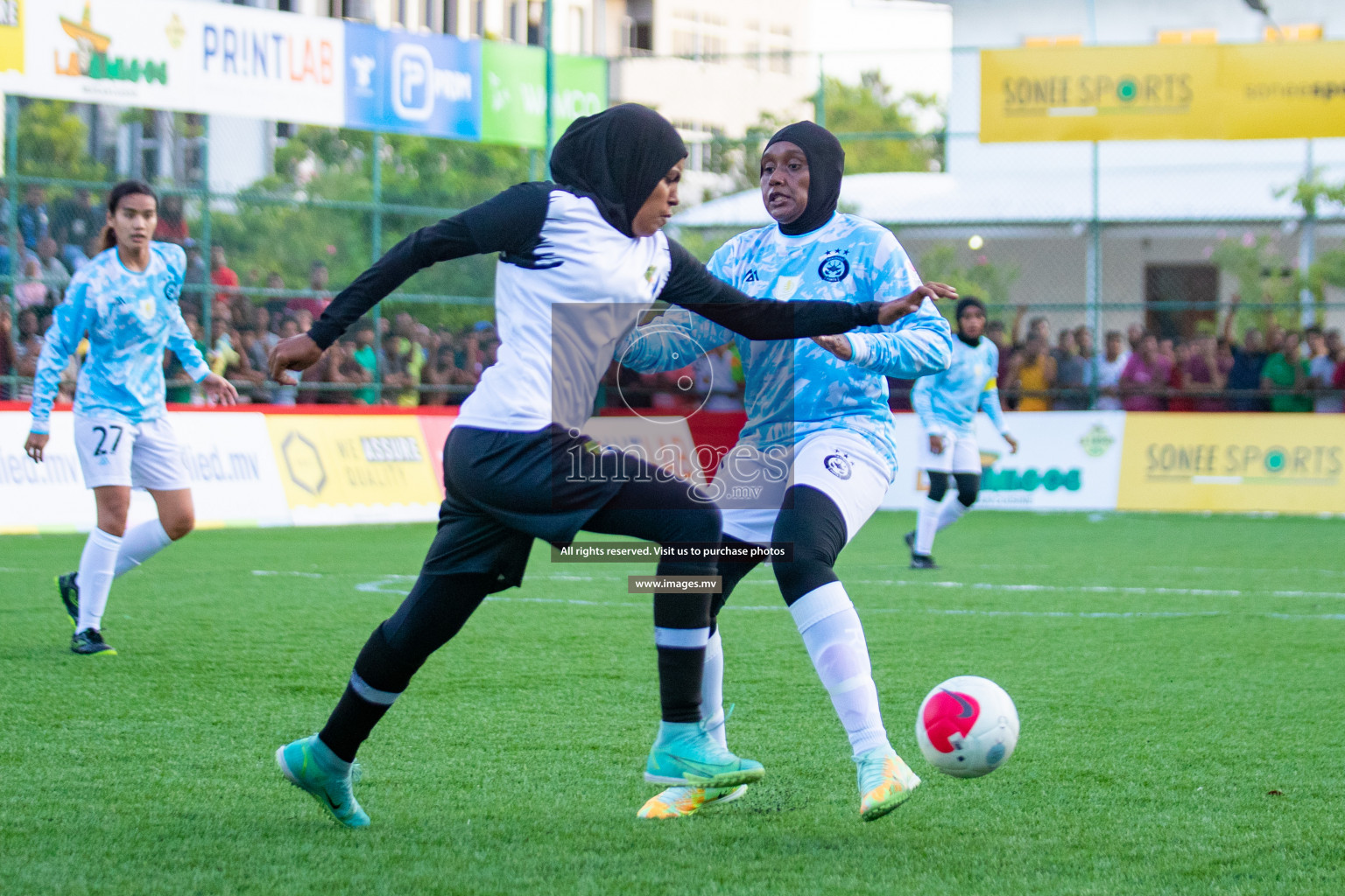 MPL vs DSC in Eighteen Thirty Women's Futsal Fiesta 2022 was held in Hulhumale', Maldives on Monday, 17th October 2022. Photos: Hassan Simah, Mohamed Mahfooz Moosa / images.mv