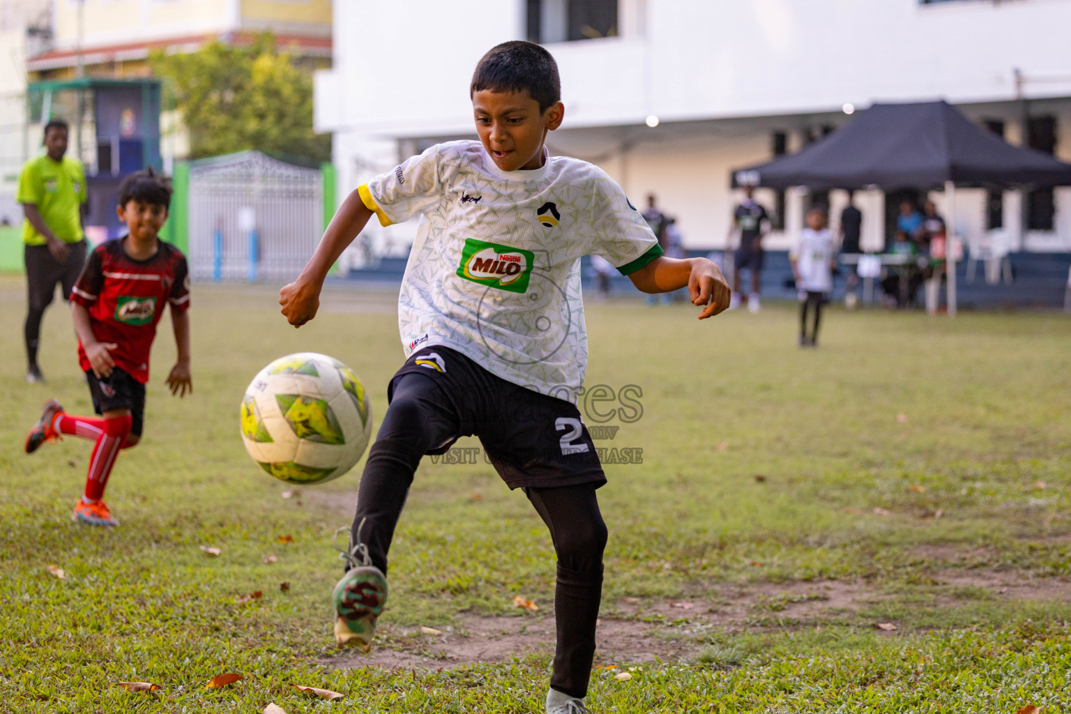 Day 2 of MILO Academy Championship 2025 was held on Friday, 14th February 2025 in Henveiru Stadium. 
Photos: Hassan Simah / Images.mv