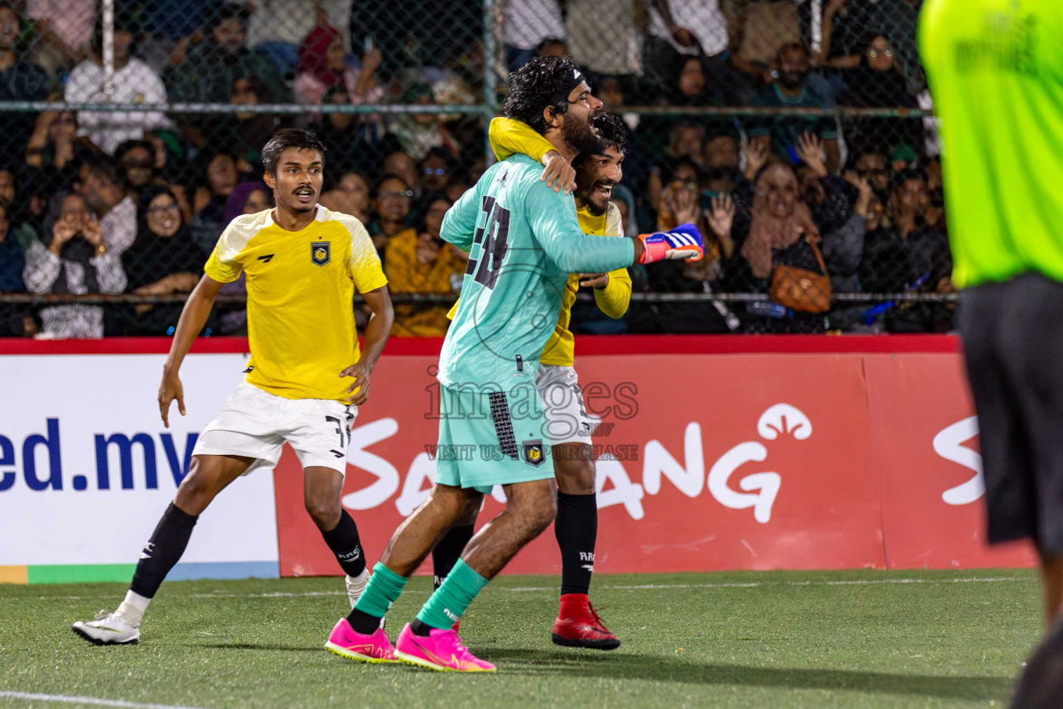 RRC vs MPL in the Semi Finals of Club Maldives Cup 2024 held in Rehendi Futsal Ground, Hulhumale', Maldives on Monday, 14th October 2024. 
Photos: Hassan Simah / images.mv