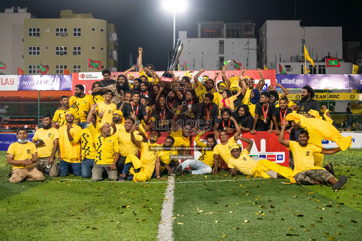 RRC Vs FSM in the Semi Finals of Club Maldives 2021 held in Hulhumale, Maldives on 19 December 2021. Photos: Shuu Abdul Sattar / images.mv