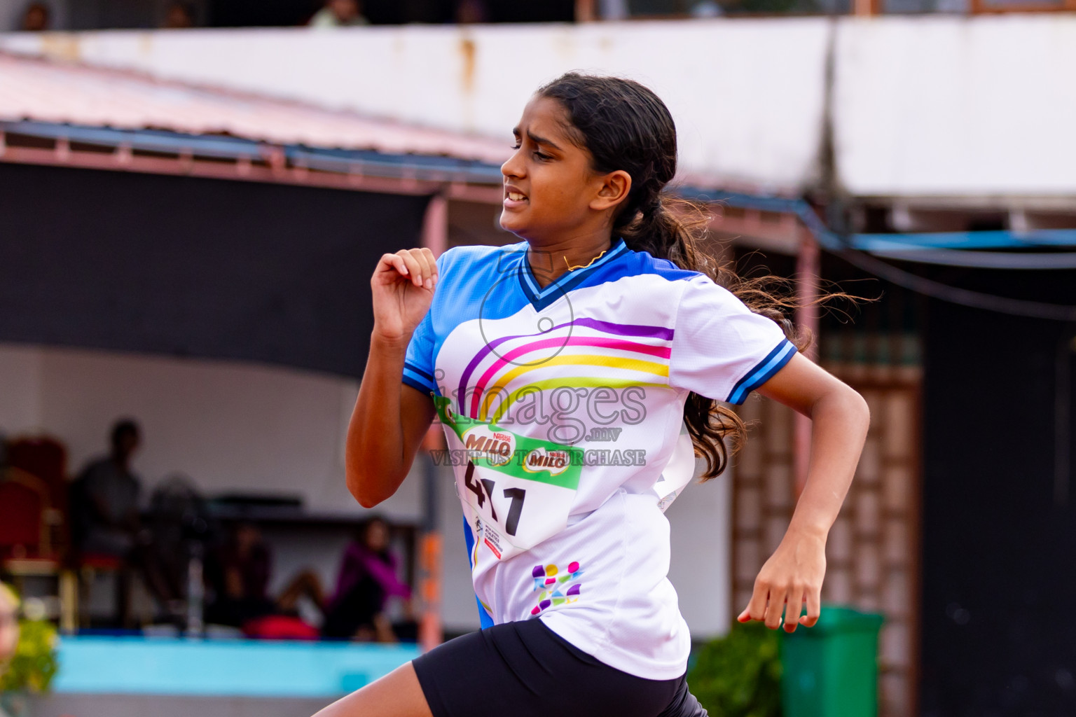 Day 4 of Inter-school Athletics Championship 2025 held in Ekuveni Synthetic Track, Male', Maldives on Thursday, 09th October 2025. Photos by: Nausham Waheed / Images.mv