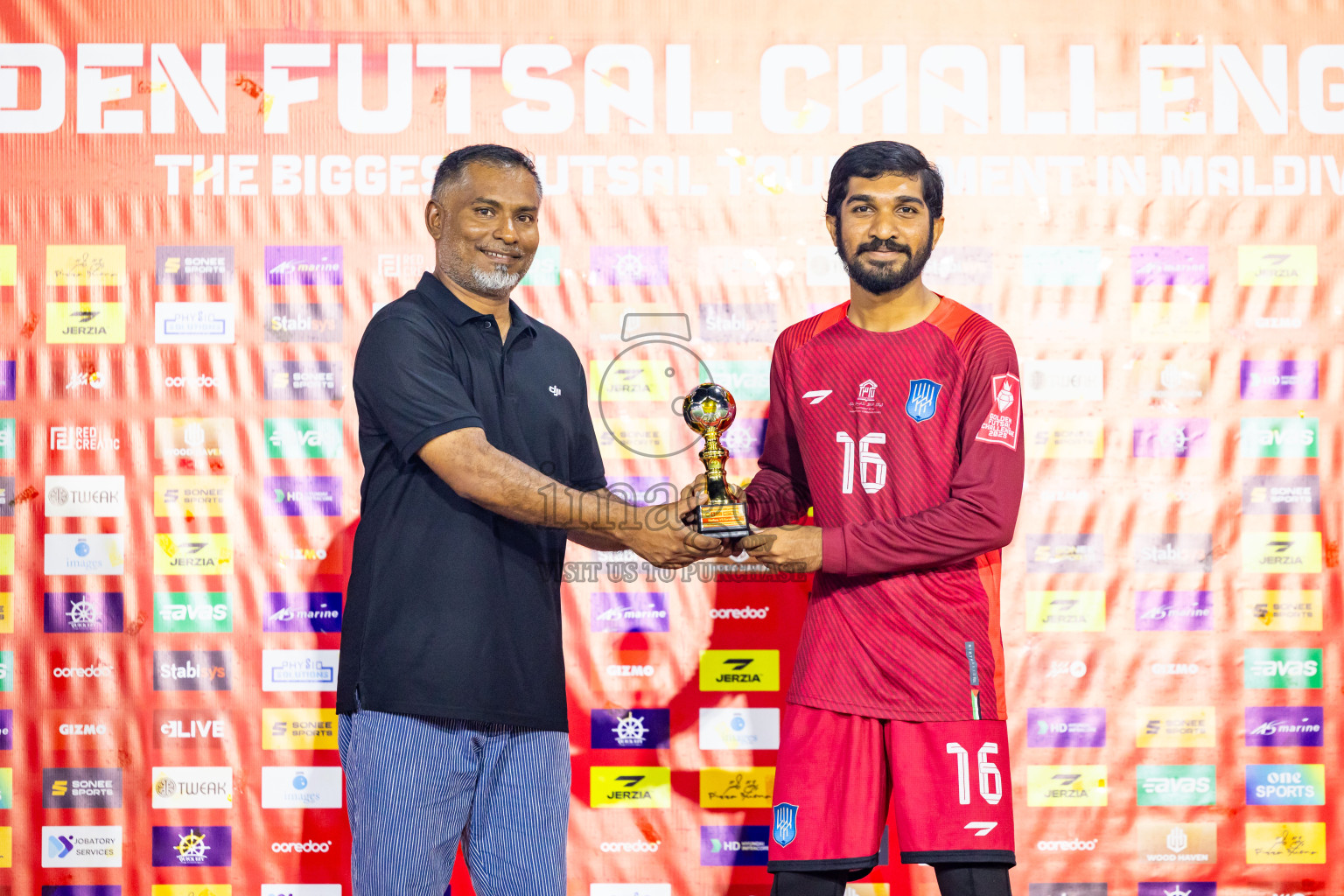 Lh Naifaru vs Lh Kurendhoo in Lhaviyani Atoll Finals Day 26 of Golden Futsal Challenge 2025 was held on Thursday , 30th January 2025, in Hulhumale', Maldives. Photos: Nausham Waheed / images.mv
