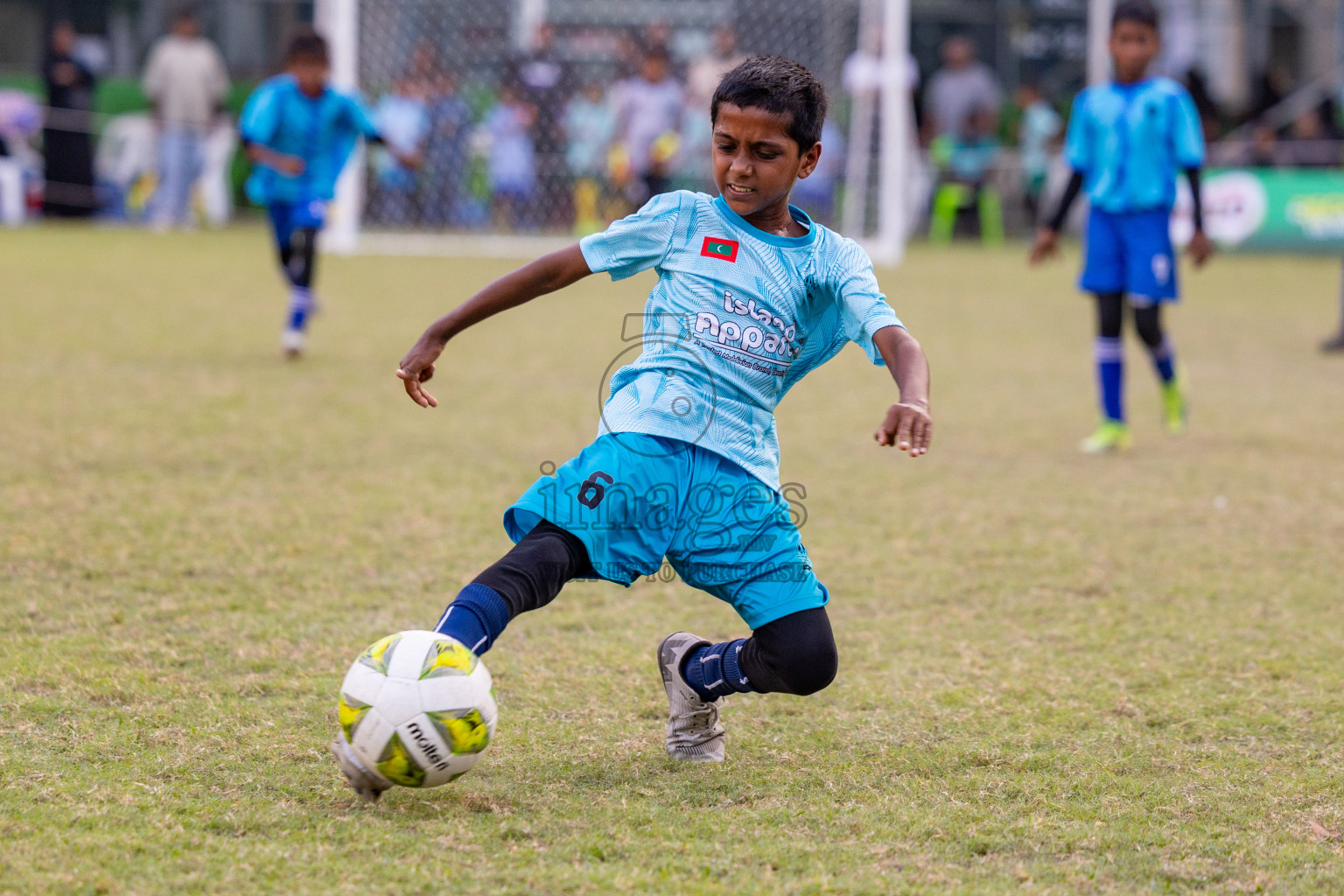 Day 2 of MILO Academy Championship 2025 was held on Friday, 14th February 2025 in Henveiru Stadium. 
Photos: Hassan Simah / Images.mv