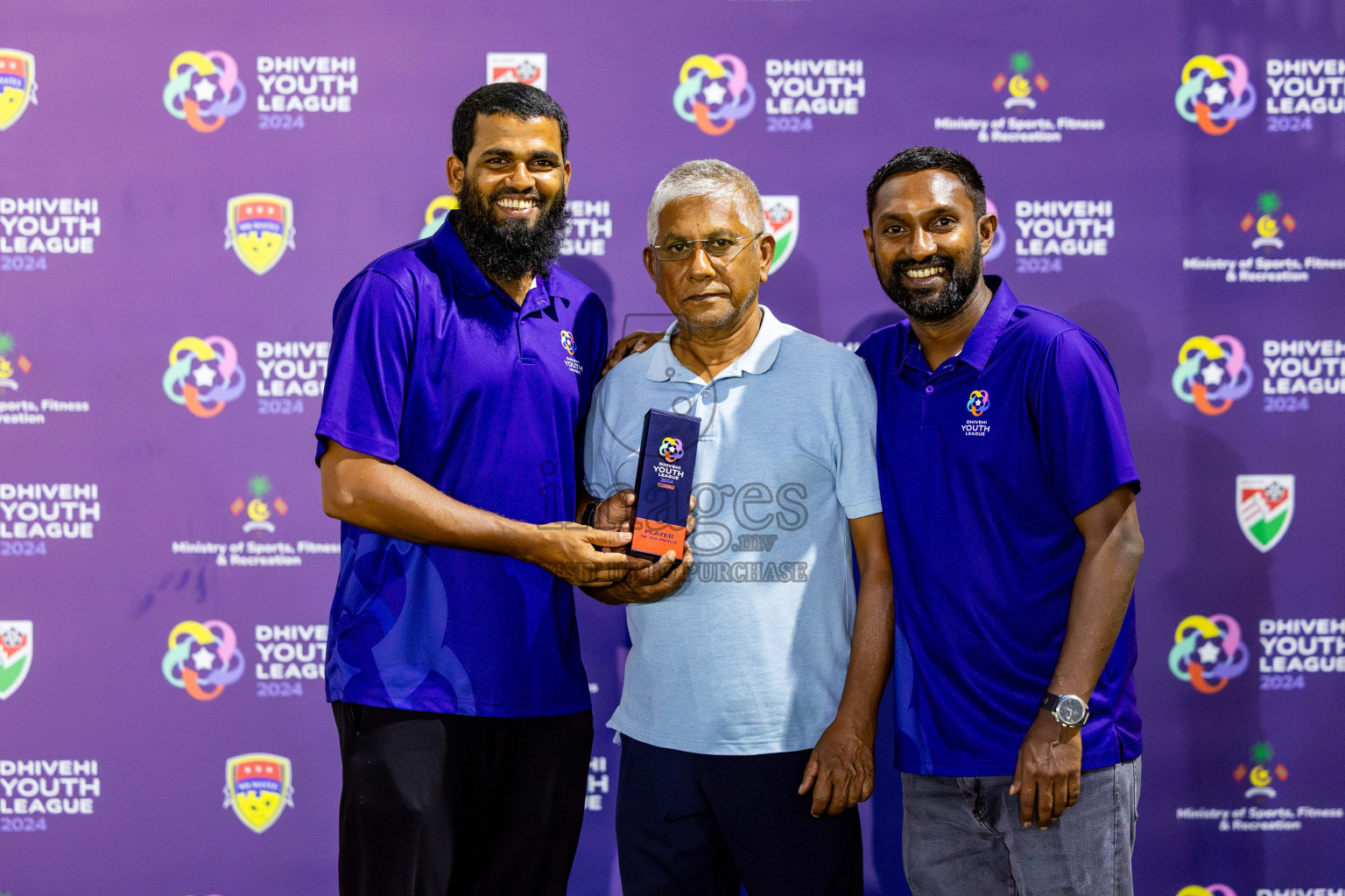 Club Eagles vs United Victory (U14) in Day 11 of Dhivehi Youth League 2024 held at Henveiru Stadium on Tuesday, 17th December 2024. Photos: Nausham Waheed / Images.mv