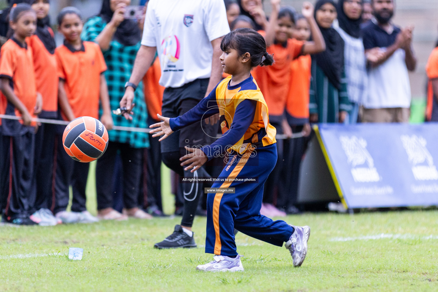 Day 1 of Nestle' Kids Netball Fiesta 2023 held in Henveyru Stadium, Male', Maldives on Thursday, 30th November 2023. Photos by Nausham Waheed / Images.mv