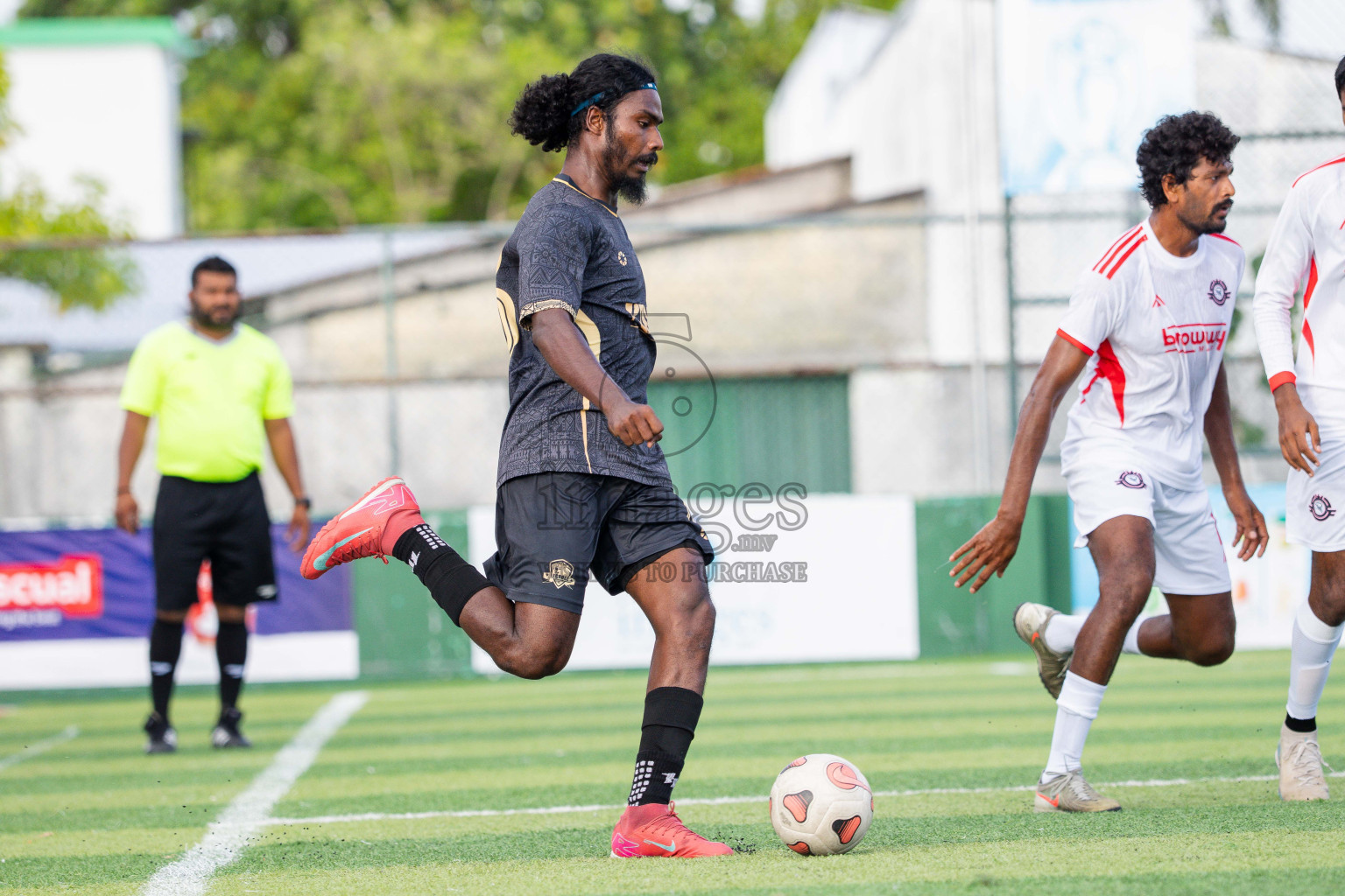 Outreef SC VS Lecrose SC in Day 3 - Fonadhoo Youth Futsal Challenge 2025 held in Fonadhoo Futsal Stadium, L. Fonadhoo, Maldives on Tuesday, 28th October 2025 Photos: Arif Rasheed / images.mv