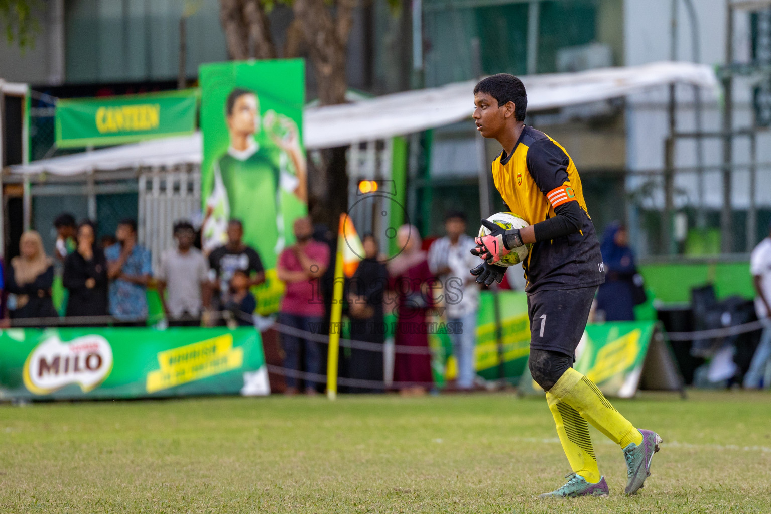 Day 2 of MILO Academy Championship 2024 (U-14) was held in Henveyru Stadium, Male', Maldives on Saturday, 2nd November 2024.
Photos: Ismail Thoriq / Images.mv