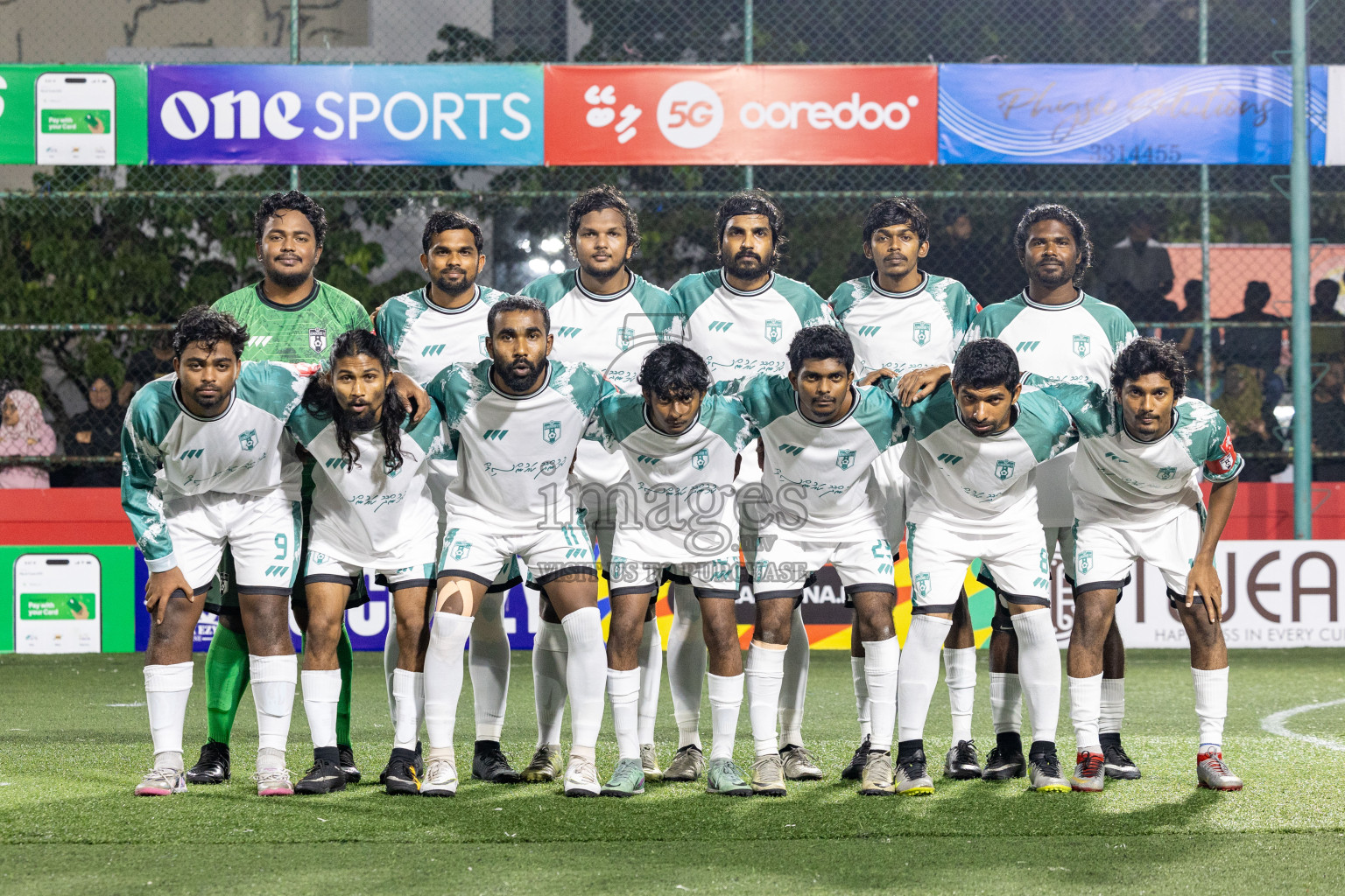 HDh Nolhivaran vs HDh Kumundhoo in Day 13 of Golden Futsal Challenge 2025 was held on Friday, 17th January 2025, in Hulhumale', Maldives 
Photos: Hassan Simah / images.mv