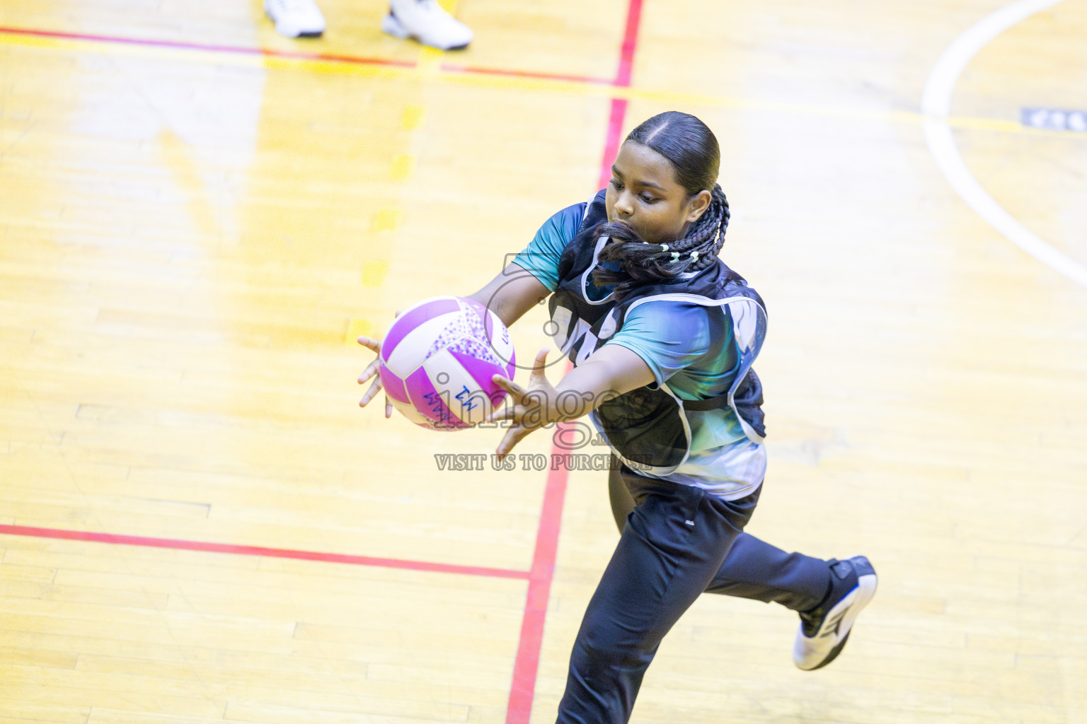 Day 7 of 26th Inter-School Netball Tournament 2025 was held in Social Center Indoor Hall on Saturday, 25th October 2025.
Photos: Ismail Thoriq / images.mv