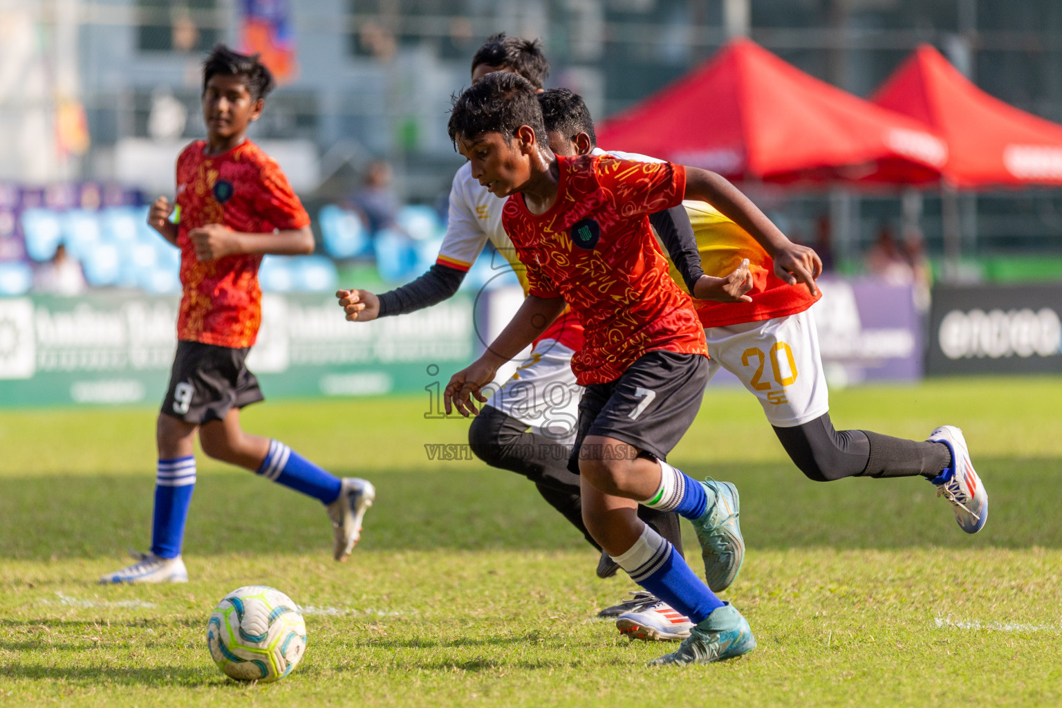 Club Eagles vs Super United Sports (U12) in Day 4 of Dhivehi Youth League 2024 held at Henveiru Stadium on Thursday, 28th November 2024. Photos: Shuu Abdul Sattar/ Images.mv