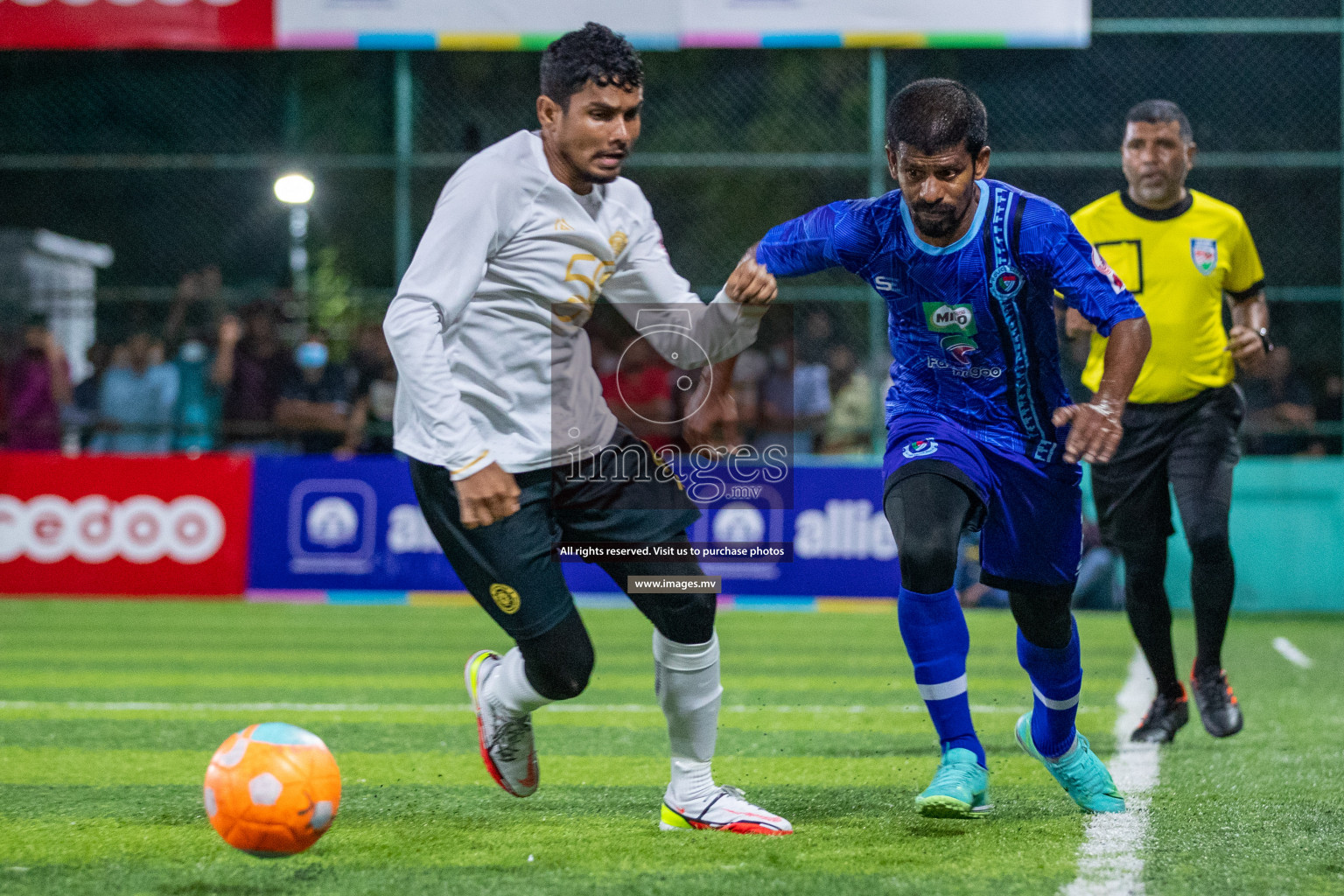 Club Maldives 2021 Round of 16 (Day 1) held at Hulhumale;, on 8th December 2021 Photos: Ismail Thoriq / images.mv