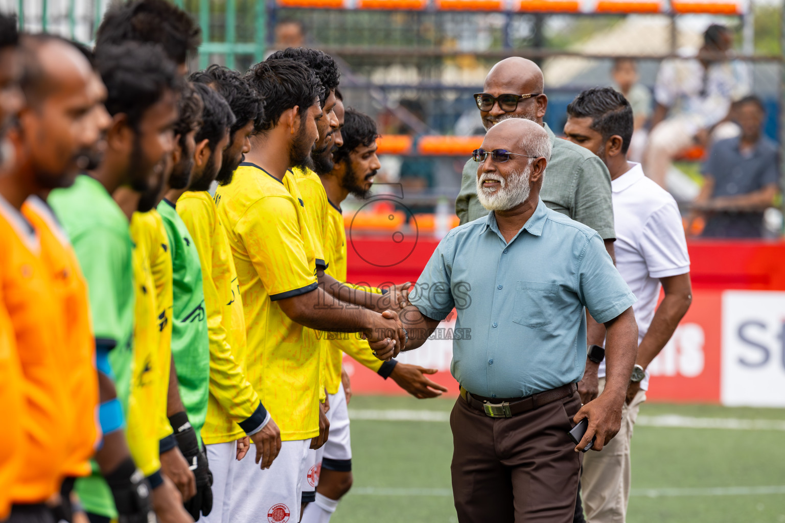 GDh Madaveli VS GDh Gadhdhoo in Atoll Round Semi-Final on Day 20 of Golden Futsal Challenge 2025 was held on Friday, 24th January 2025, in Hulhumale', Maldives.
Photos: Ismail Thoriq / images.mv