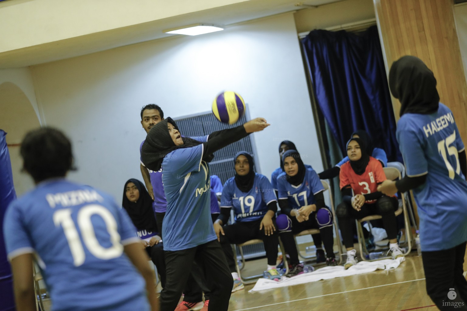 Inter college / university volleyball tournament women's division
Maldives national university vs cyryx college - Male , Maldives. 7th MARCH 2017 (Images.mv Photo: Mohamed Ahsan)