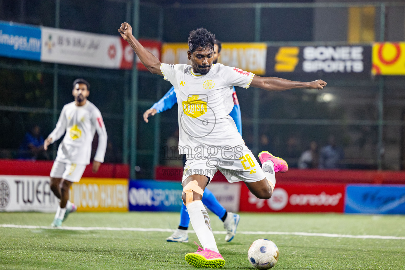 HDh Hanimaadhoo vs HDh Finey in Day 17 of Golden Futsal Challenge 2025 was held on Tuesday, 21st January 2025, in Hulhumale', Maldives. Photos: Nausham Waheed / images.mv