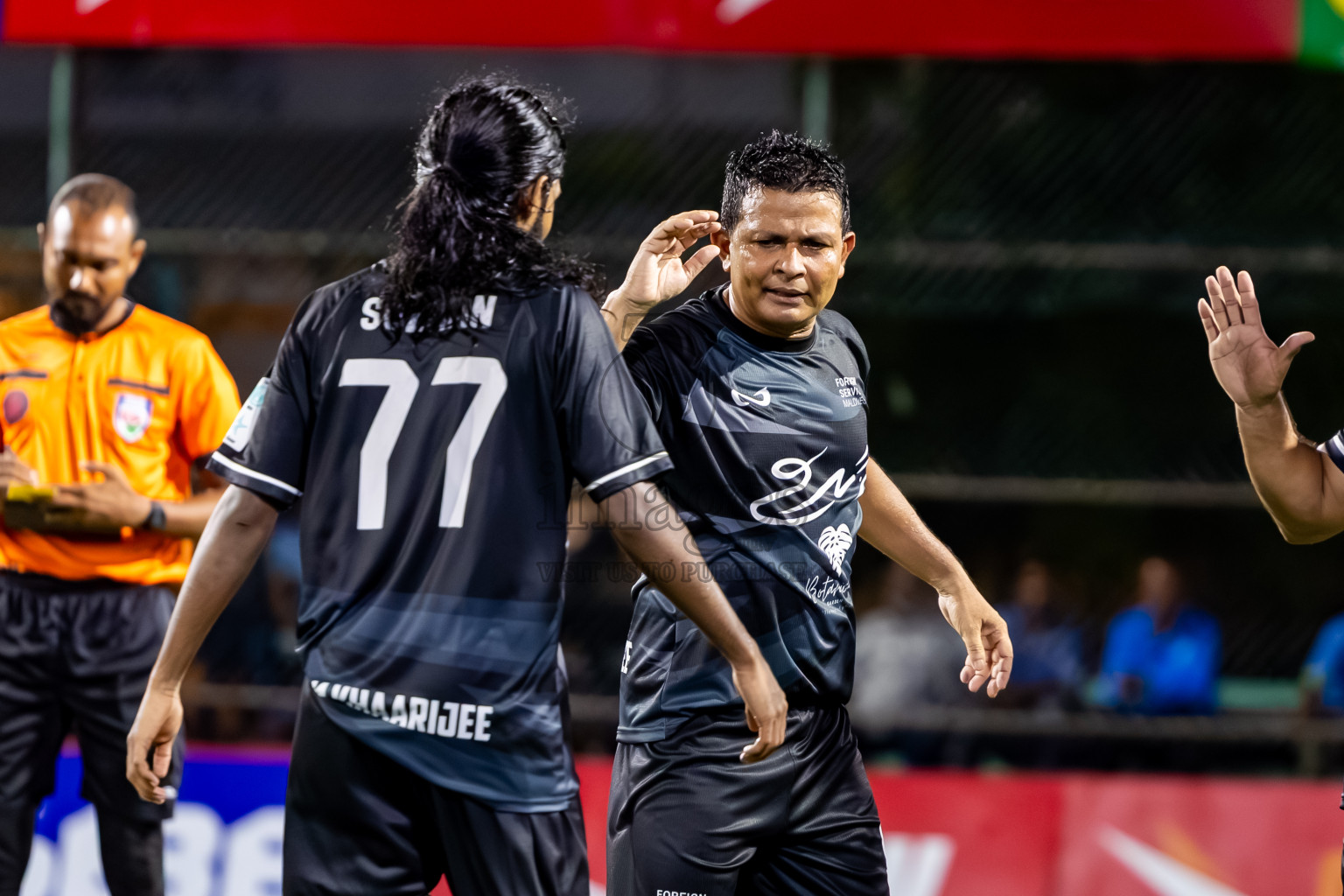 Club DJA vs Team Khaarijee in Day 10 of Club Maldives Cup Classic 2025 was held in Rehendi Futsal Ground, Hulhumale', Maldives on Wednesday, 24th September 2025. Photos: Nausham Waheed / images.mv