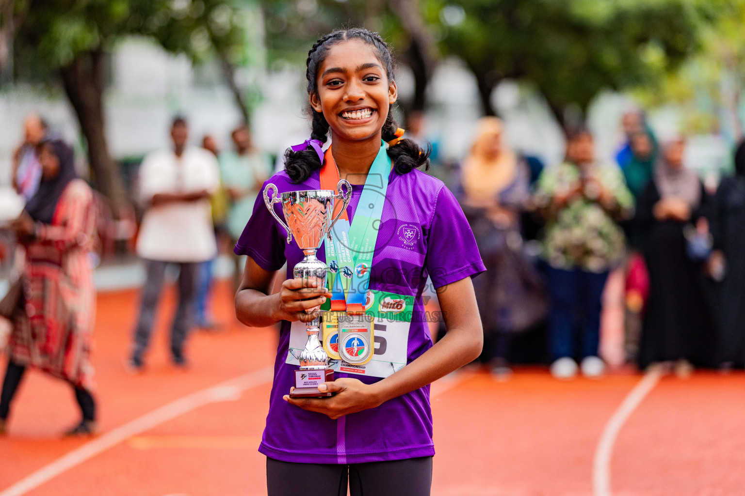 Day 6 of Inter-school Athletics Championship 2025 held in Ekuveni Synthetic Track, Male', Maldives on Sunday, 12th October 2025. Photos by: Areef Adam / Images.mv