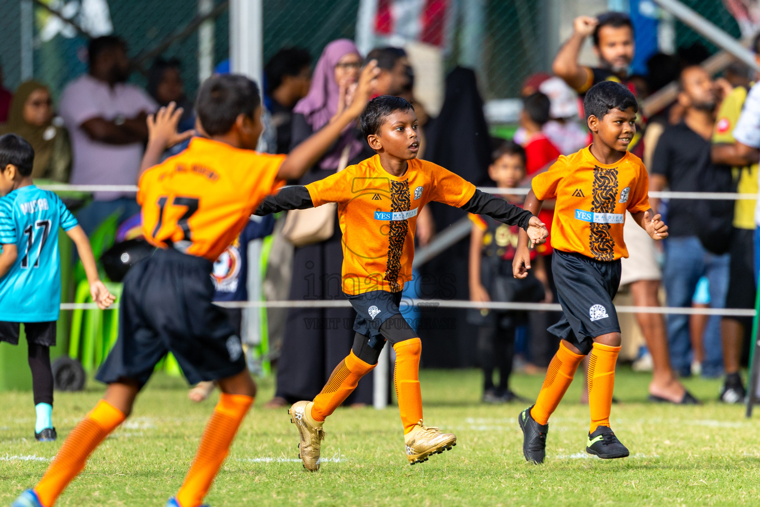 Day 1 of MILO SVAM Juniors 2025 (U-8) was held at Henveiru Stadium in Male', Maldives on Thursday, 26th June 2025. Photos: Mohamed Mahfooz Moosa / images.mv