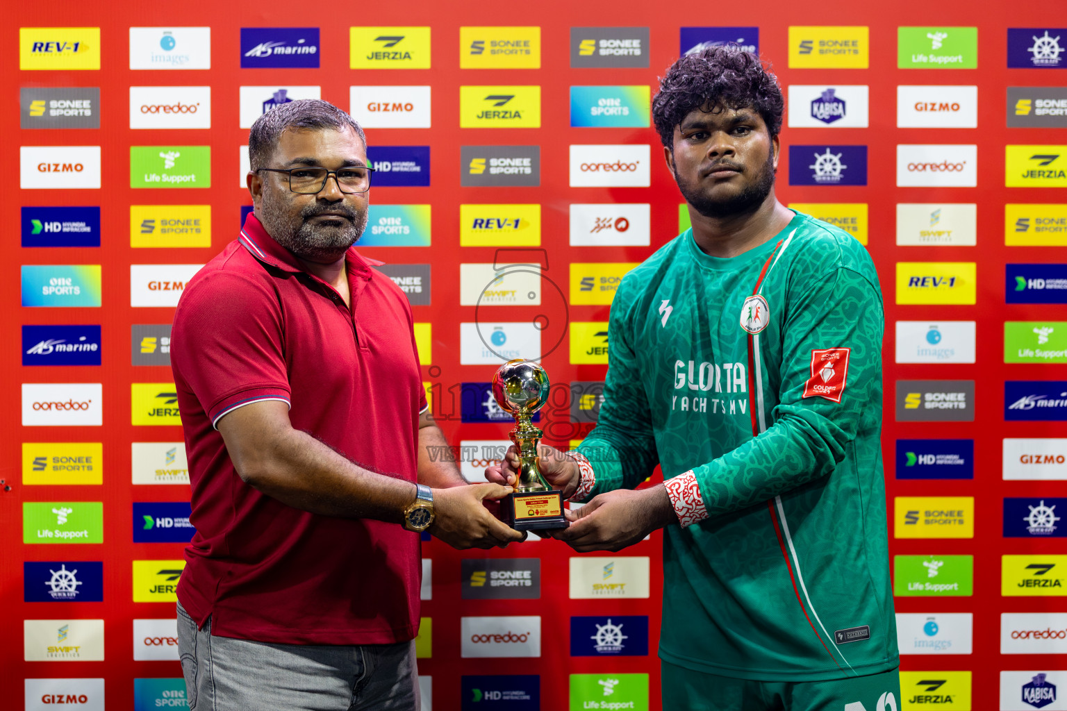 L. Isdhoo VS L. Gan on Day 33 of Golden Futsal Challenge 2024, held on Sunday, 18th February 2024, in Hulhumale', Maldives Photos: Hassan Simah / images.mv