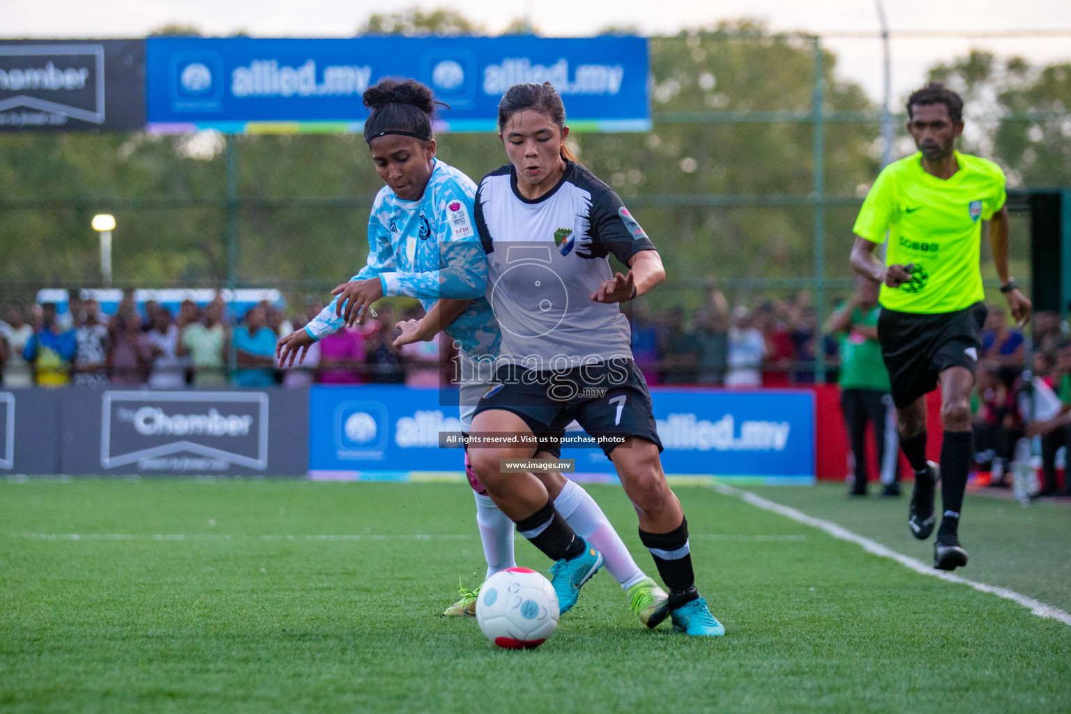 MPL vs DSC in Eighteen Thirty Women's Futsal Fiesta 2022 was held in Hulhumale', Maldives on Monday, 17th October 2022. Photos: Hassan Simah, Mohamed Mahfooz Moosa / images.mv