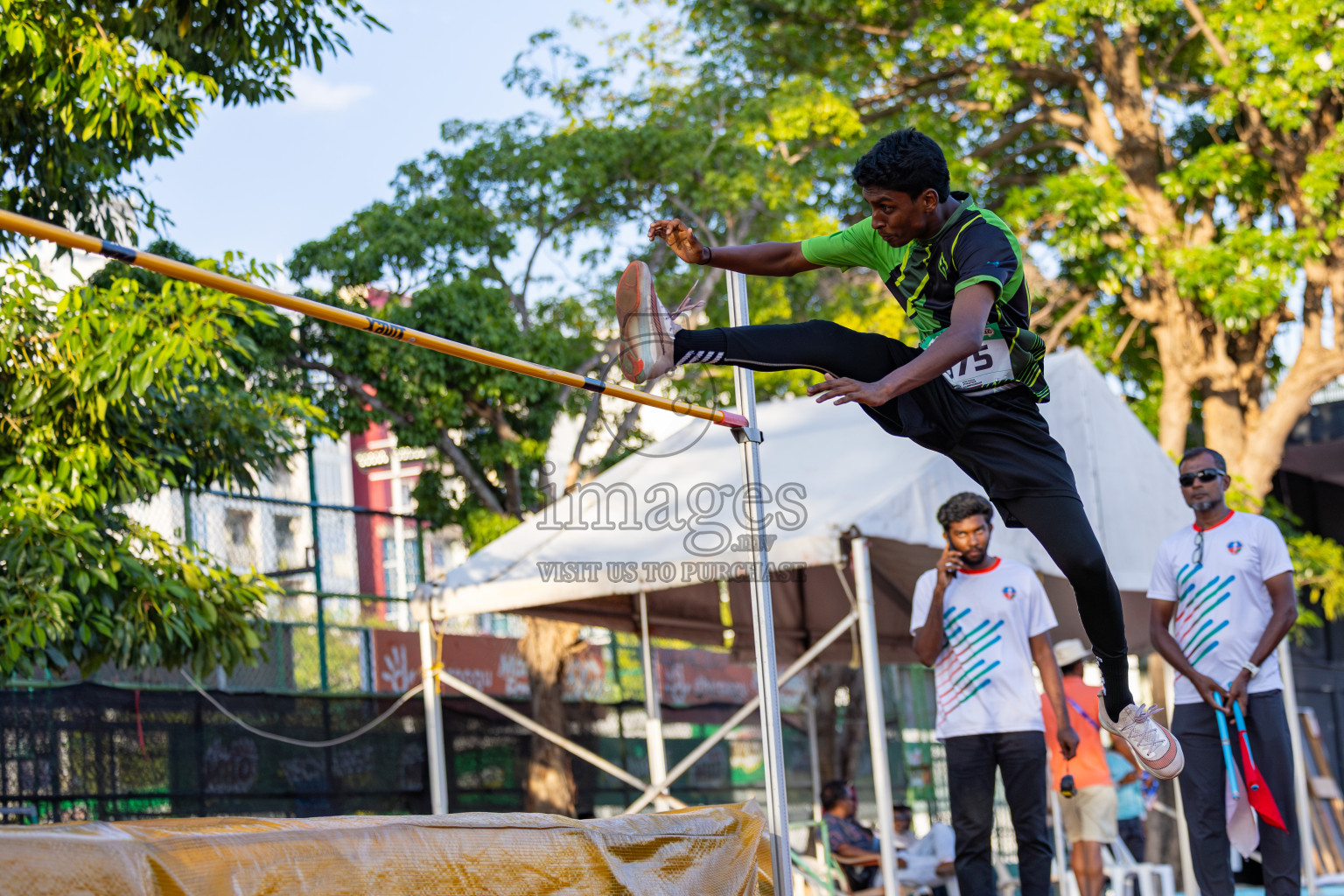 Day 1 of Inter-school Athletics Championship 2025 held in Ekuveni Synthetic Track, Male', Maldives on Monday, 06th October 2025. Photos by: Ismail Thoriq / Images.mv