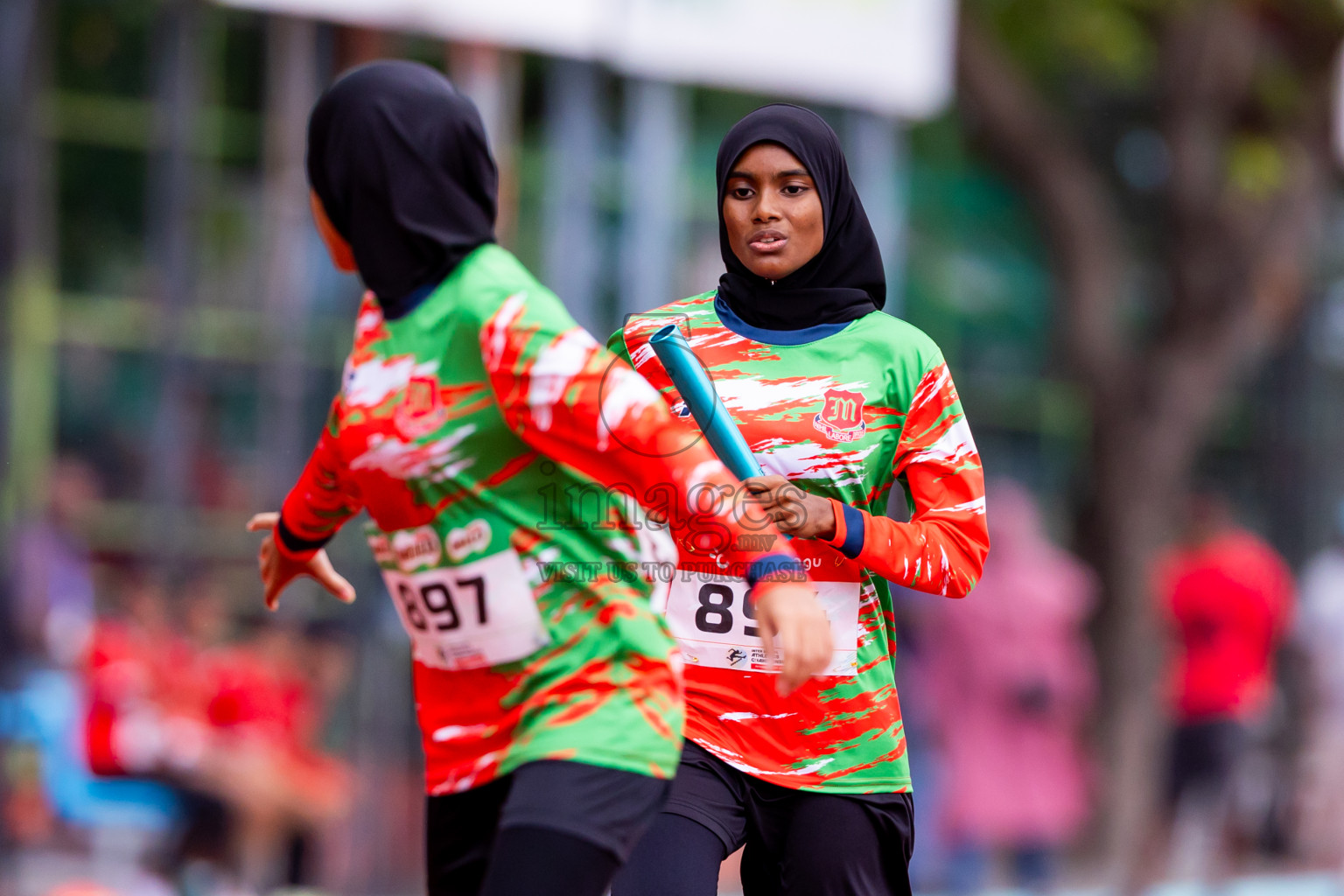 Day 6 of Inter-school Athletics Championship 2025 held in Ekuveni Synthetic Track, Male', Maldives on Sunday, 12th October 2025. Photos by: Nausham Waheed / Images.mv