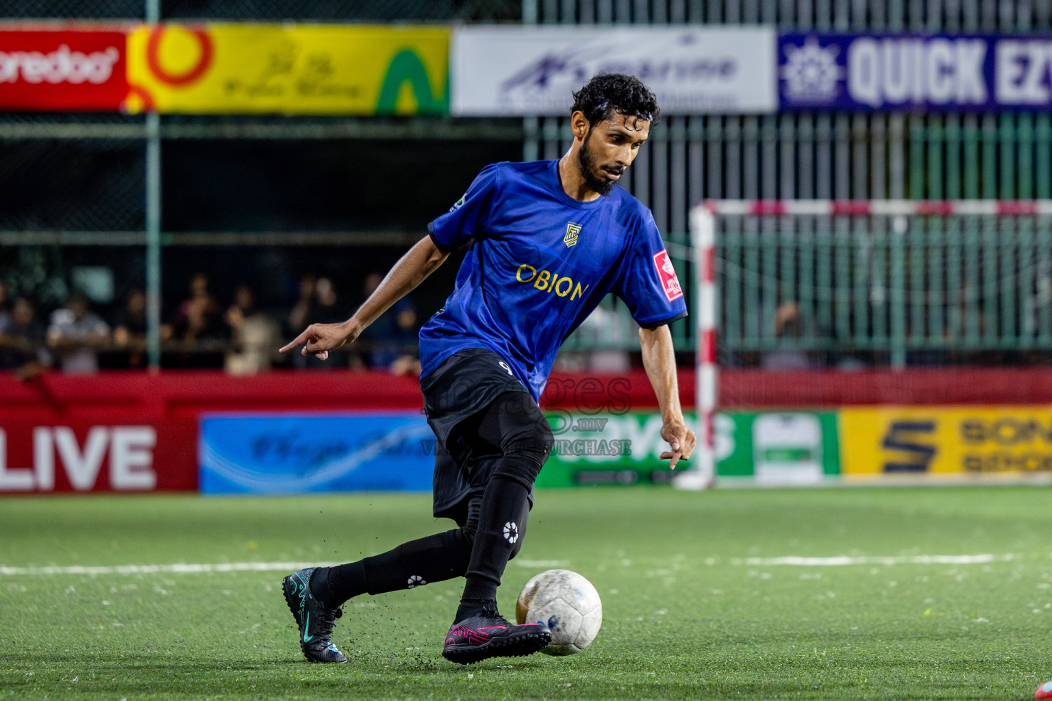 HA Vashafaru vs HDh Naivaadhoo in zone round on Day 31 of Golden Futsal Challenge 2025 was held on Tuesday , 4th February 2025, in Hulhumale', Maldives. Photos: Nausham Waheed / images.mv