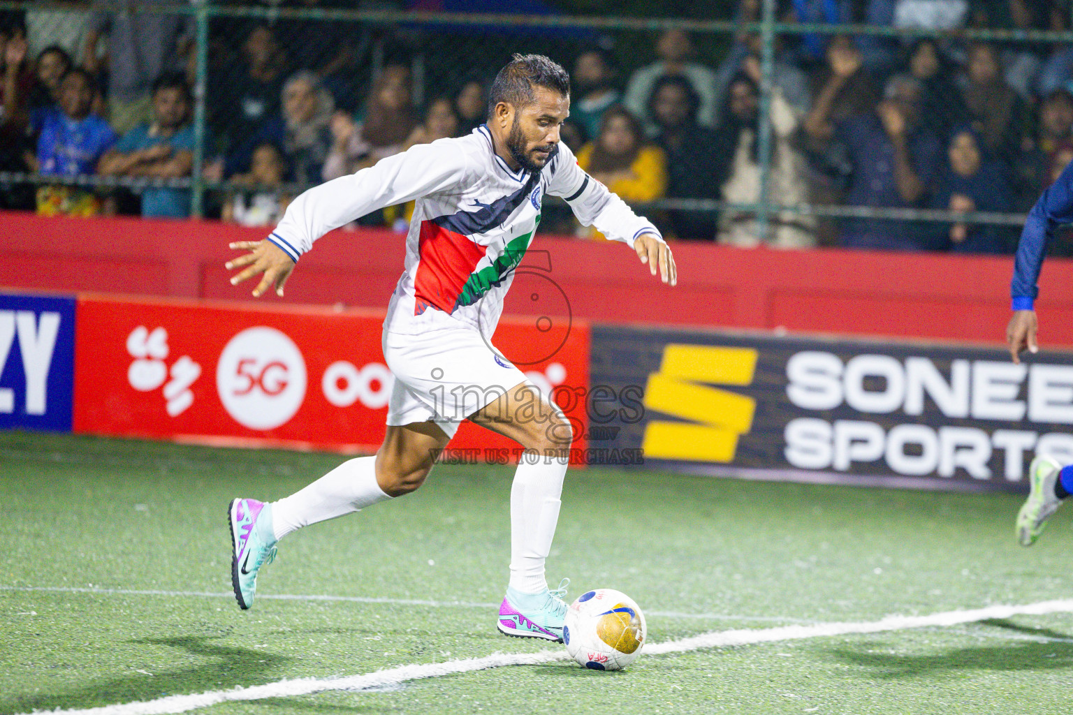GA Kolamaafushi vs GA Villingili in Day 14 of Golden Futsal Challenge 2025 was held on Saturday, 18th January 2025, in Hulhumale', Maldives. Photos: Ismail Thoriq / images.mv
