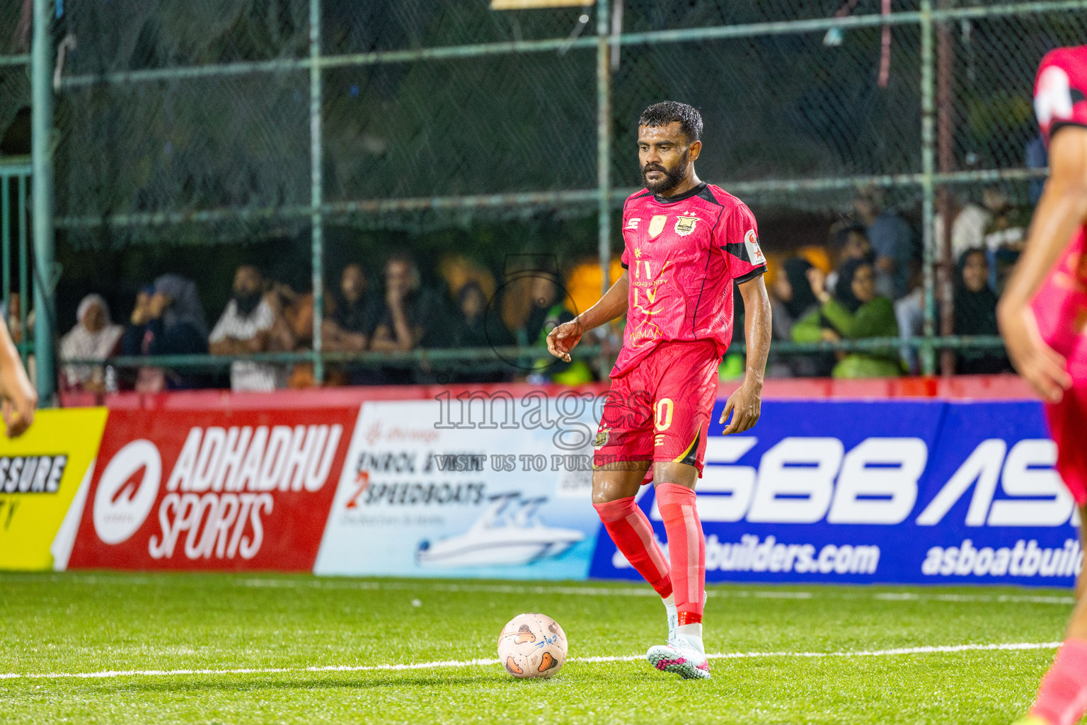 Club WAMCO vs Gas RC in Day 9 of Club Maldives Cup 2025 was held in Rehendhi Futsal Ground, Hulhumale', Maldives on Thursday, 9th October 2025. 
Photos: Ismail Thoriq / images.mv