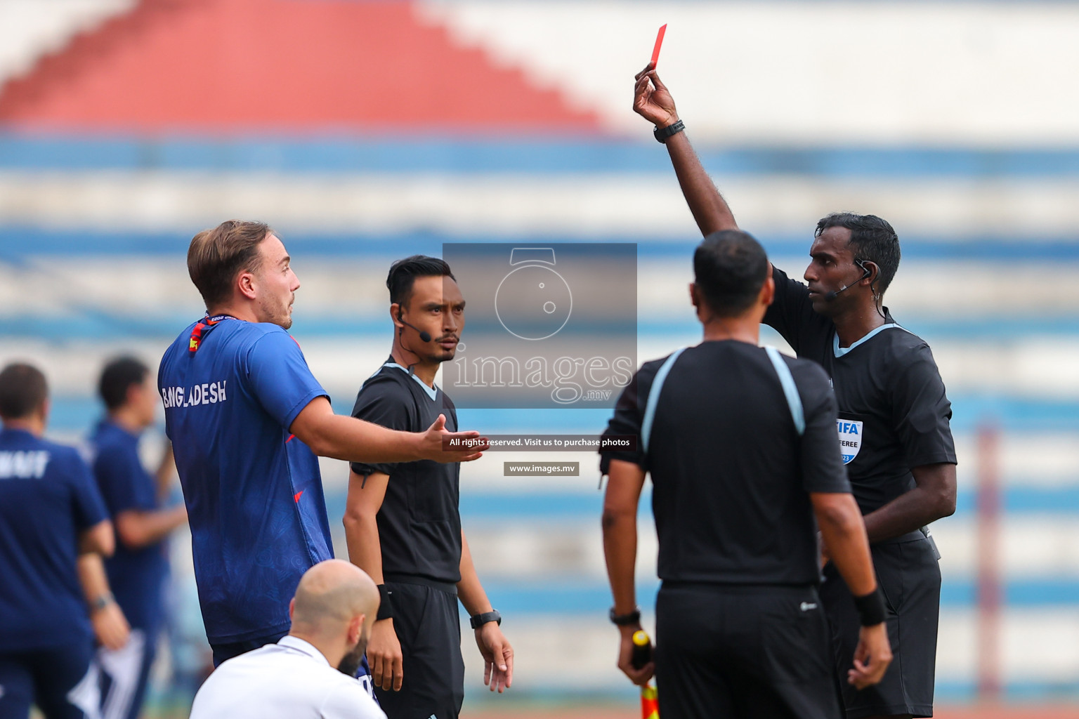 Kuwait vs Bangladesh in the Semi-final of SAFF Championship 2023 held in Sree Kanteerava Stadium, Bengaluru, India, on Saturday, 1st July 2023. Photos: Nausham Waheed, Hassan Simah / images.mv